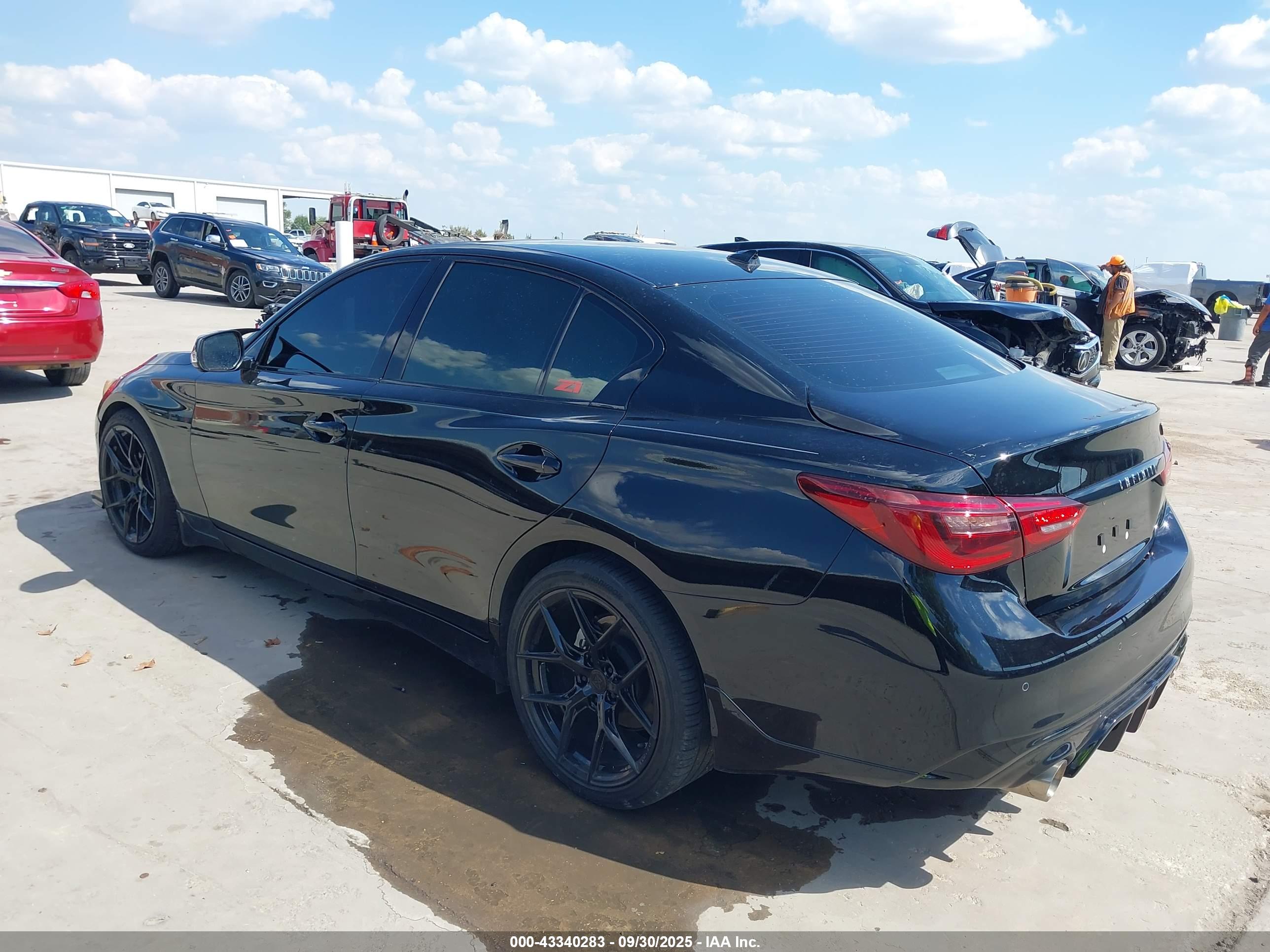 INFINITI Q50 image 3