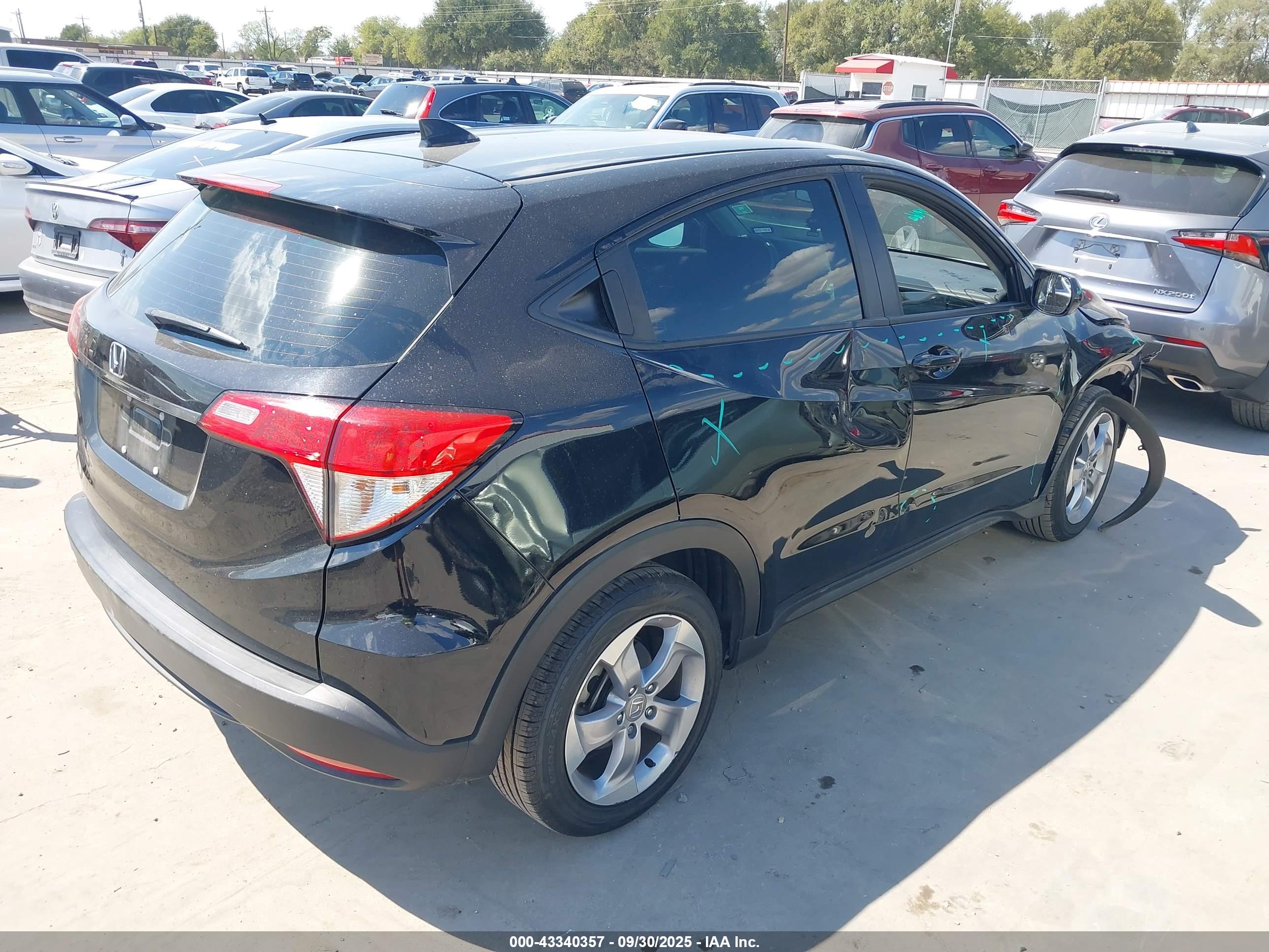 HONDA HR-V image 4