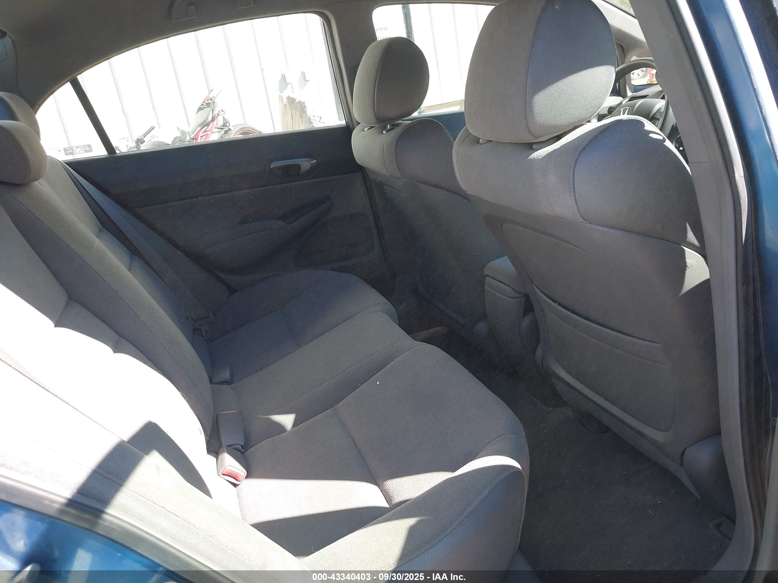 HONDA CIVIC image 8
