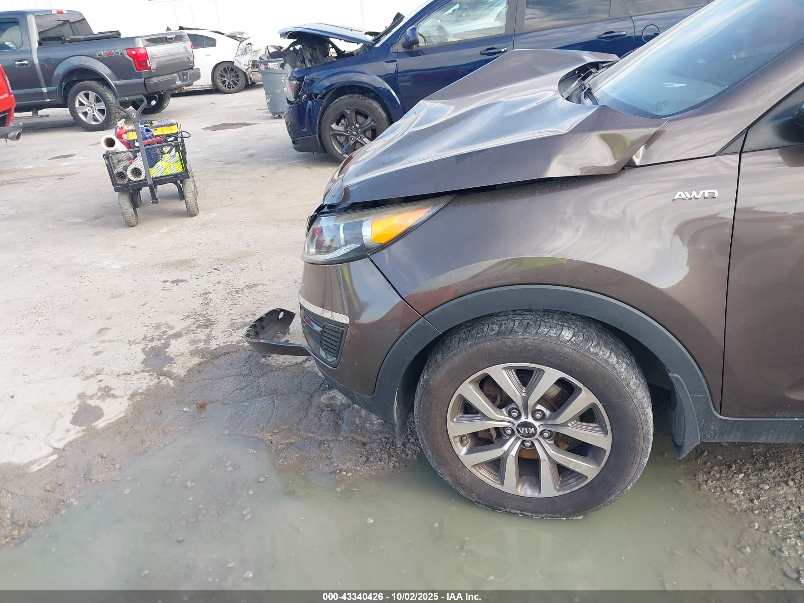 KIA SPORTAGE image 6