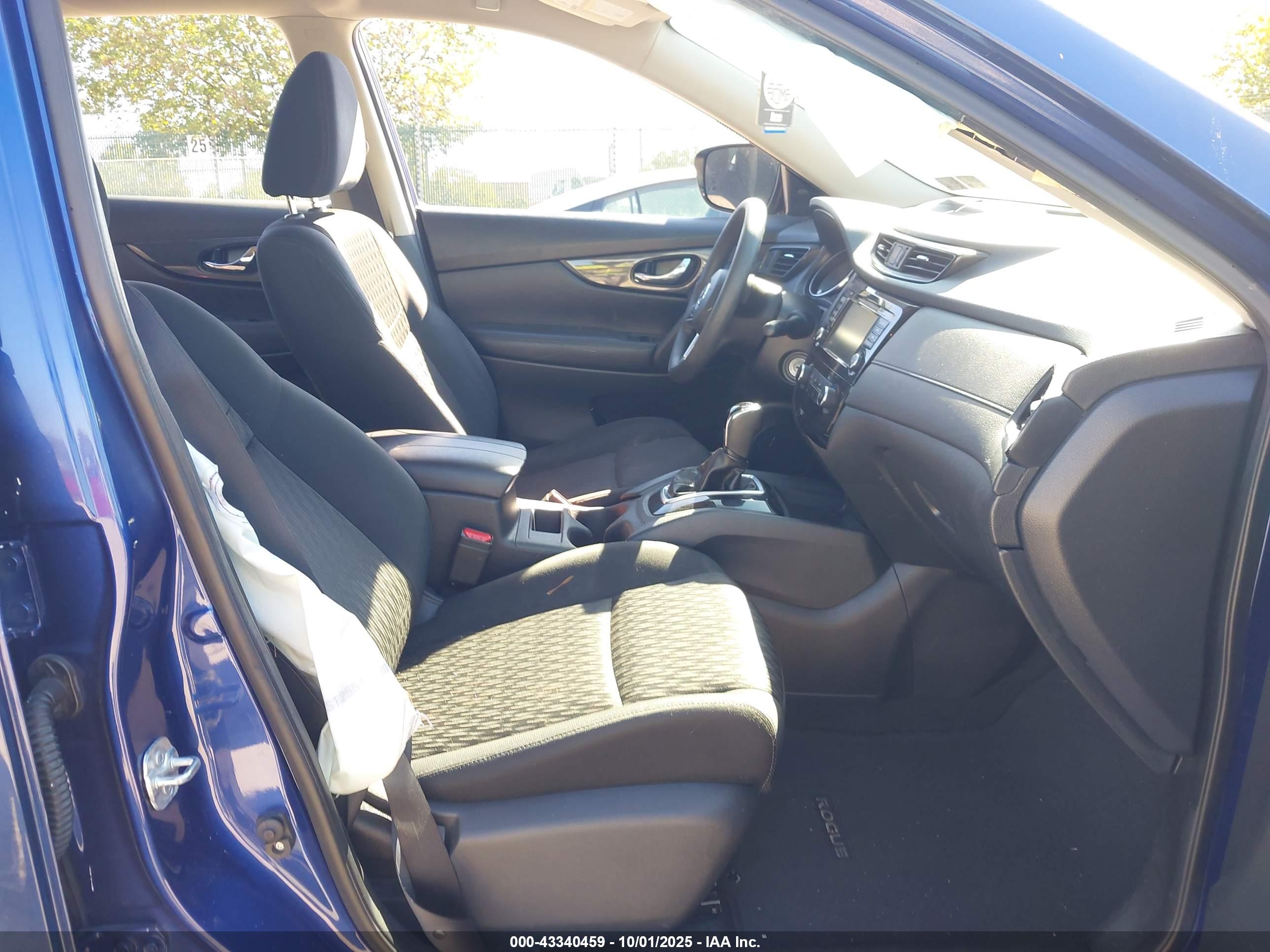 NISSAN ROGUE image 5