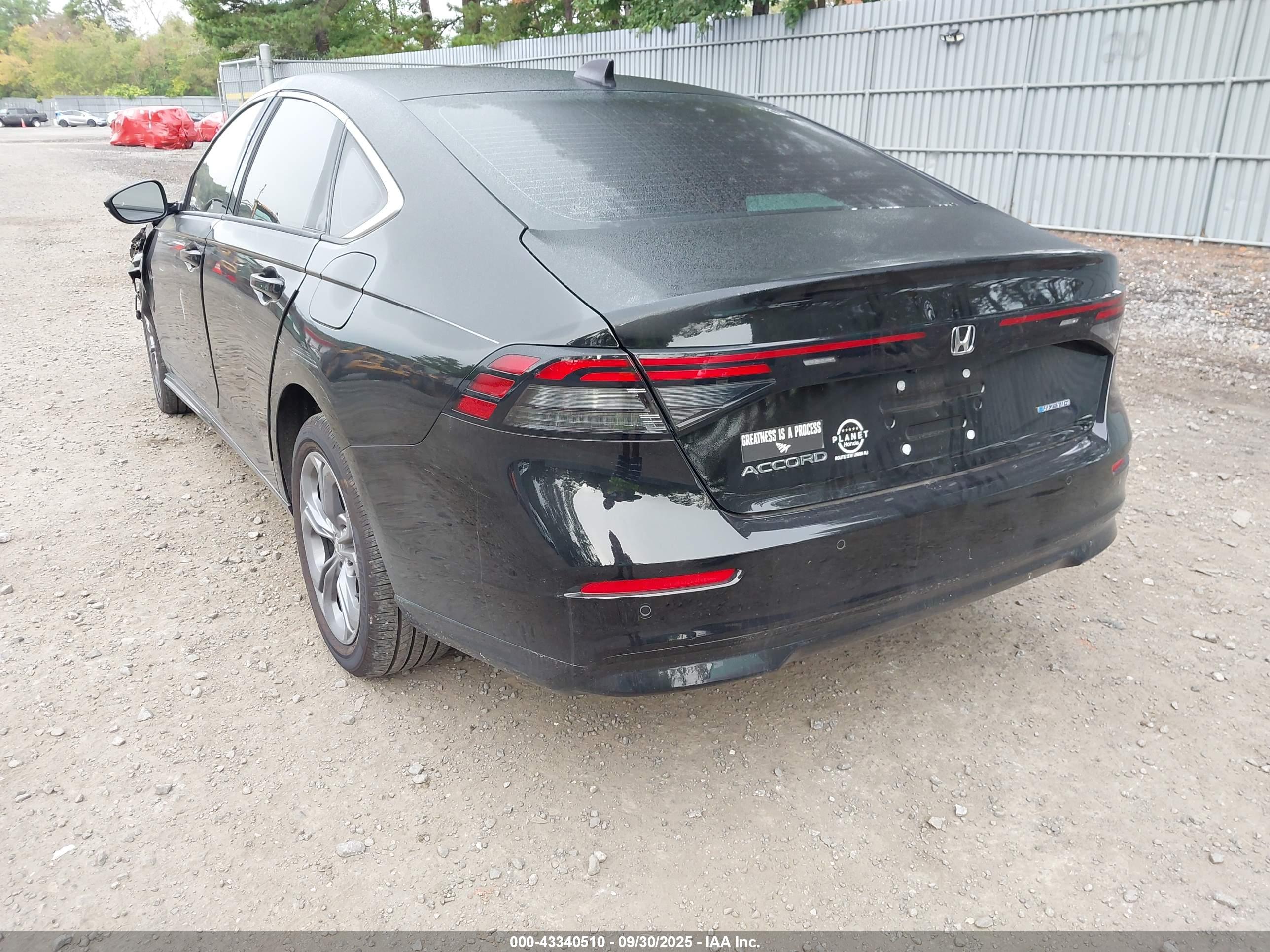 HONDA ACCORD image 3
