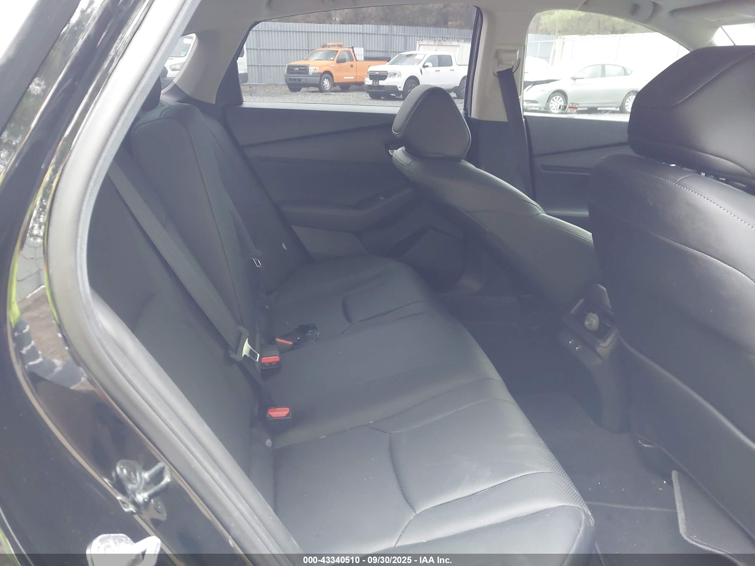 HONDA ACCORD image 8