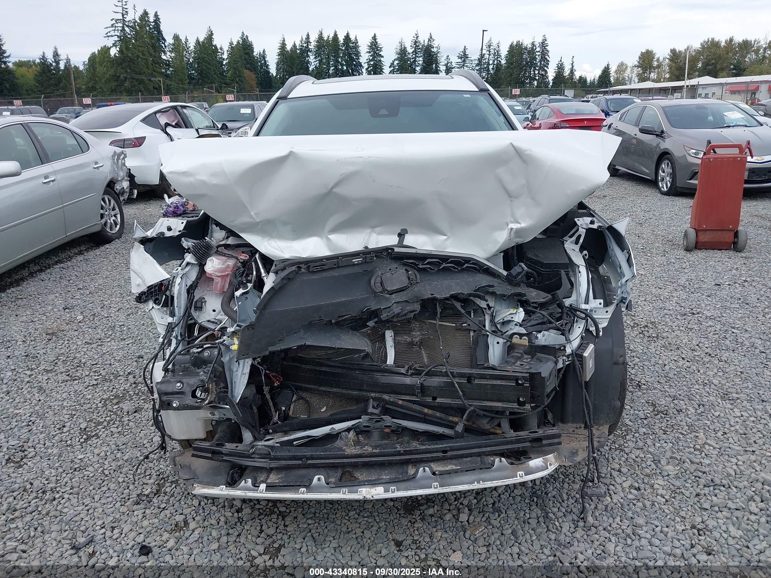 TOYOTA COROLLA image 6