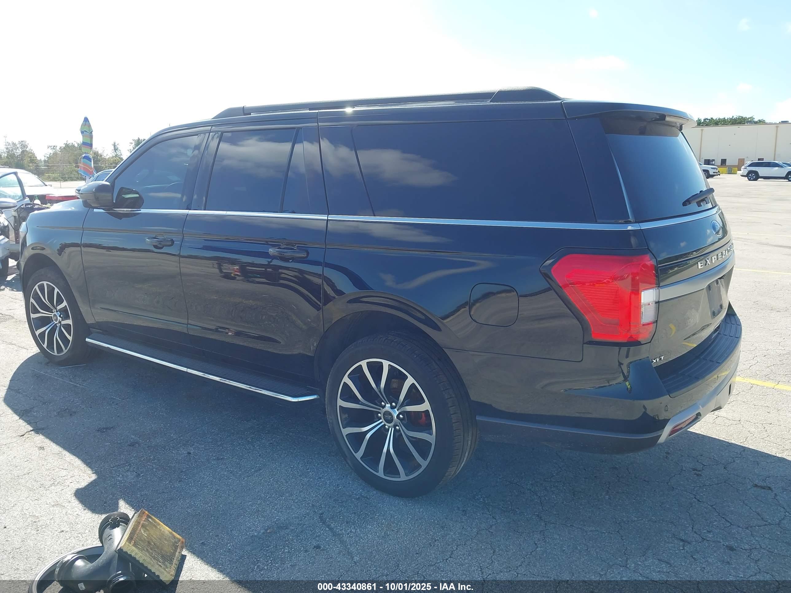 FORD EXPEDITION image 3