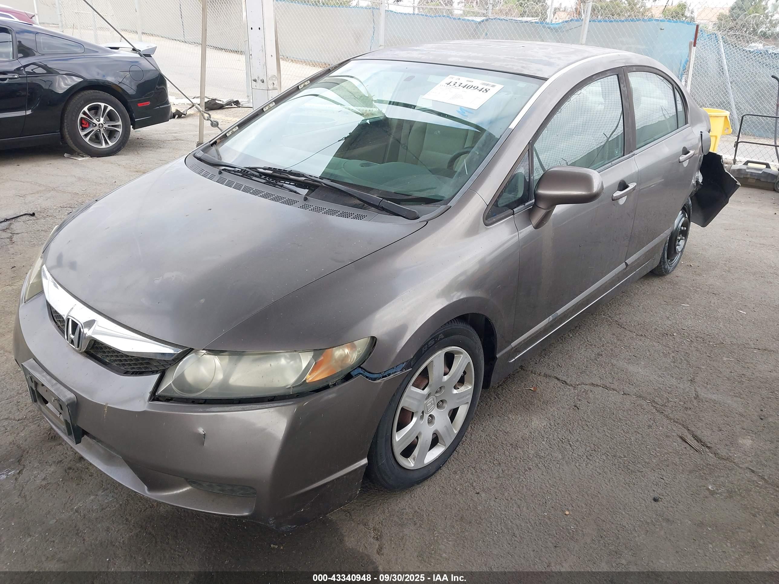 HONDA CIVIC image 2
