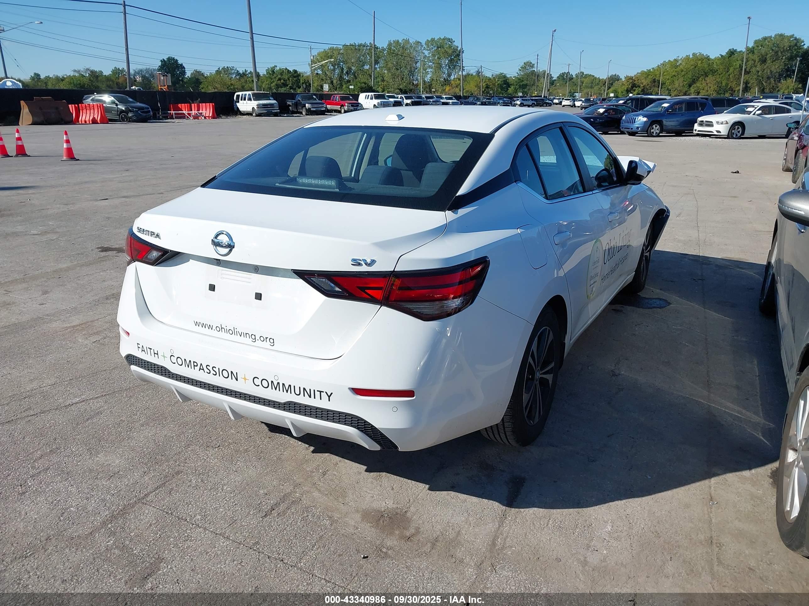 NISSAN SENTRA image 4