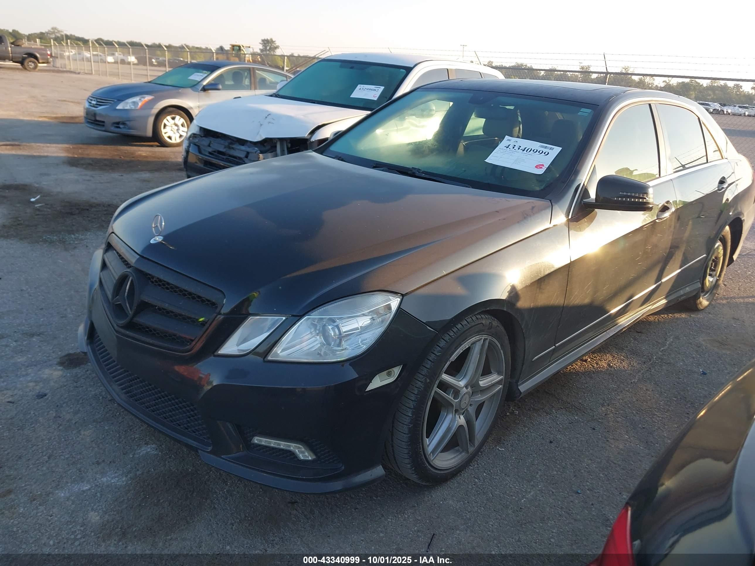 MERCEDES-BENZ E image 2