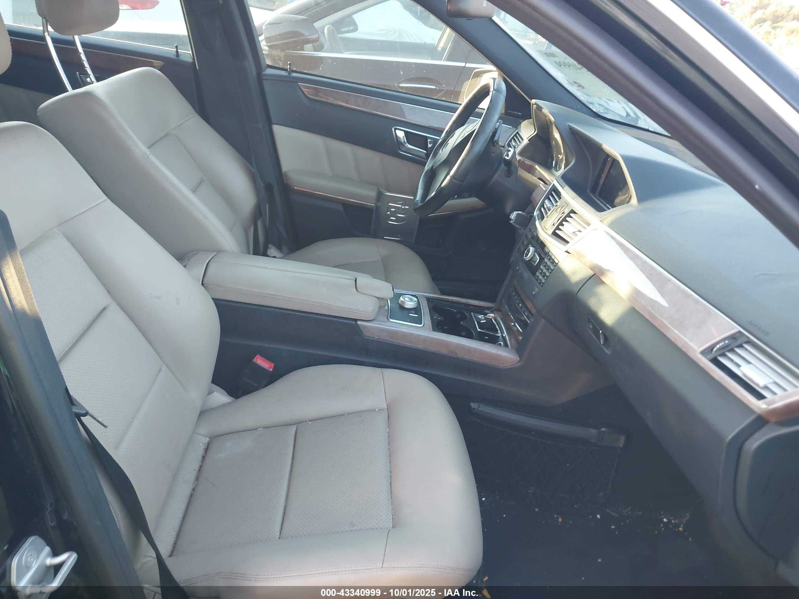 MERCEDES-BENZ E image 5
