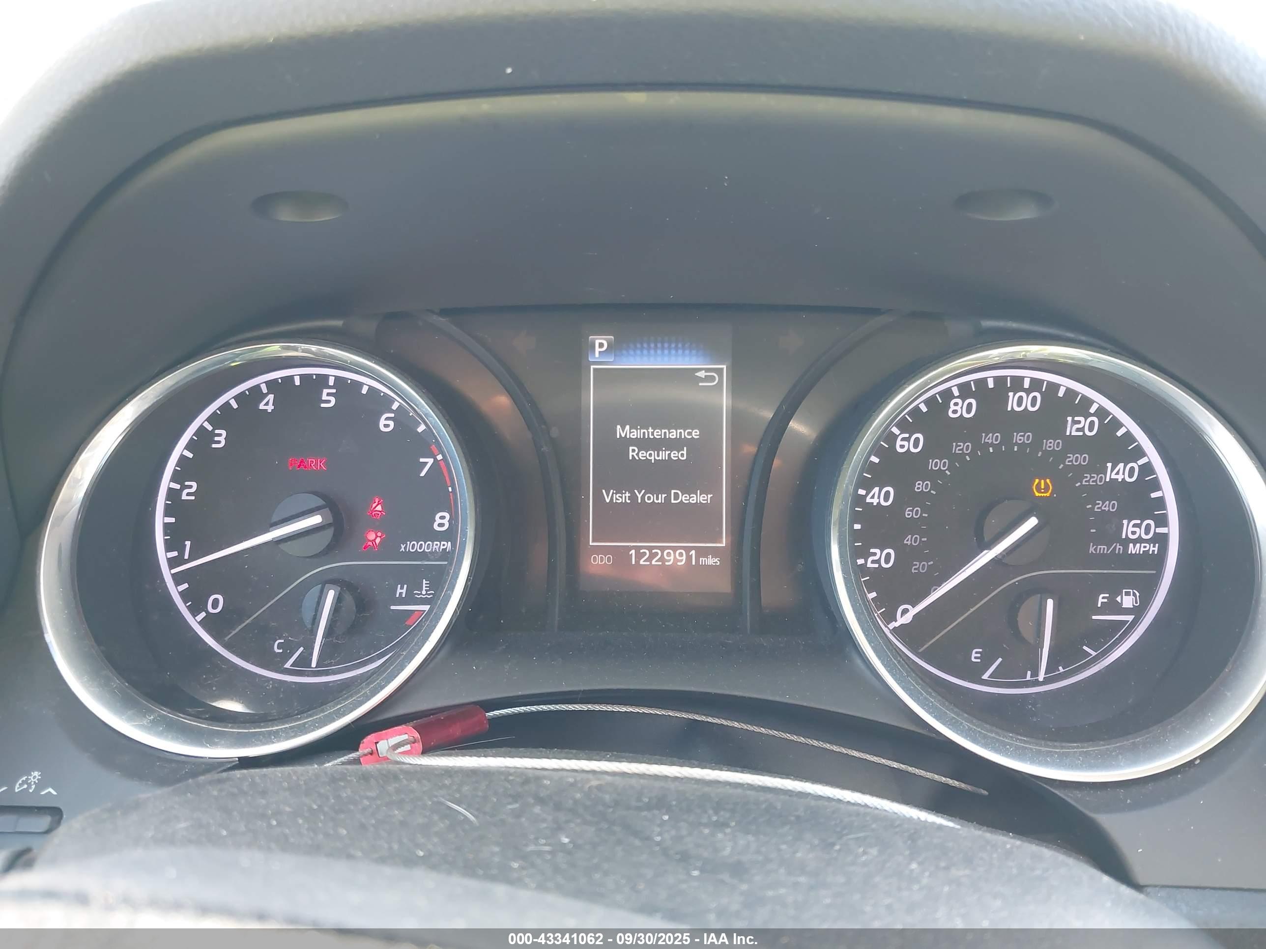 TOYOTA CAMRY image 7