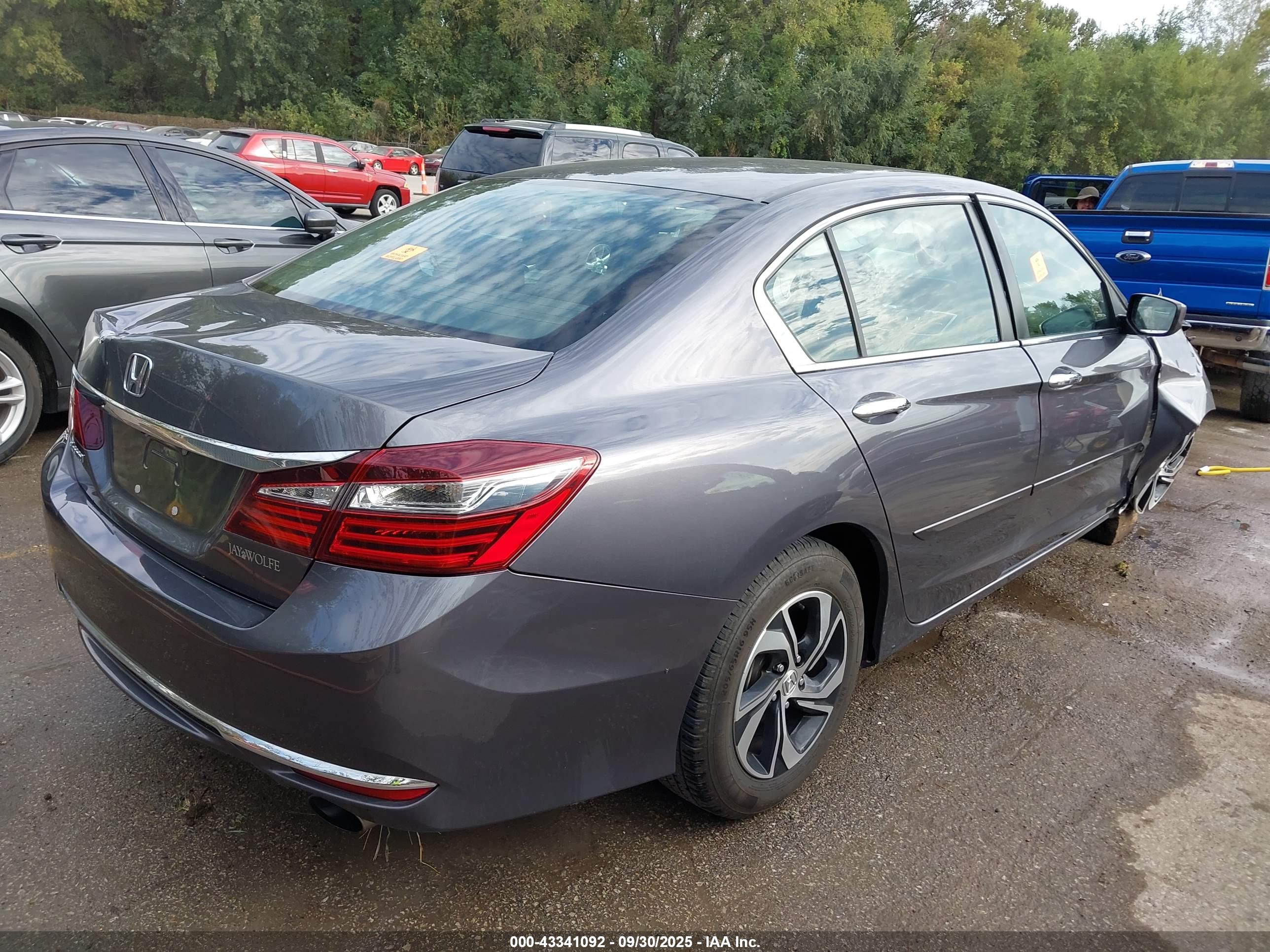 HONDA ACCORD image 4