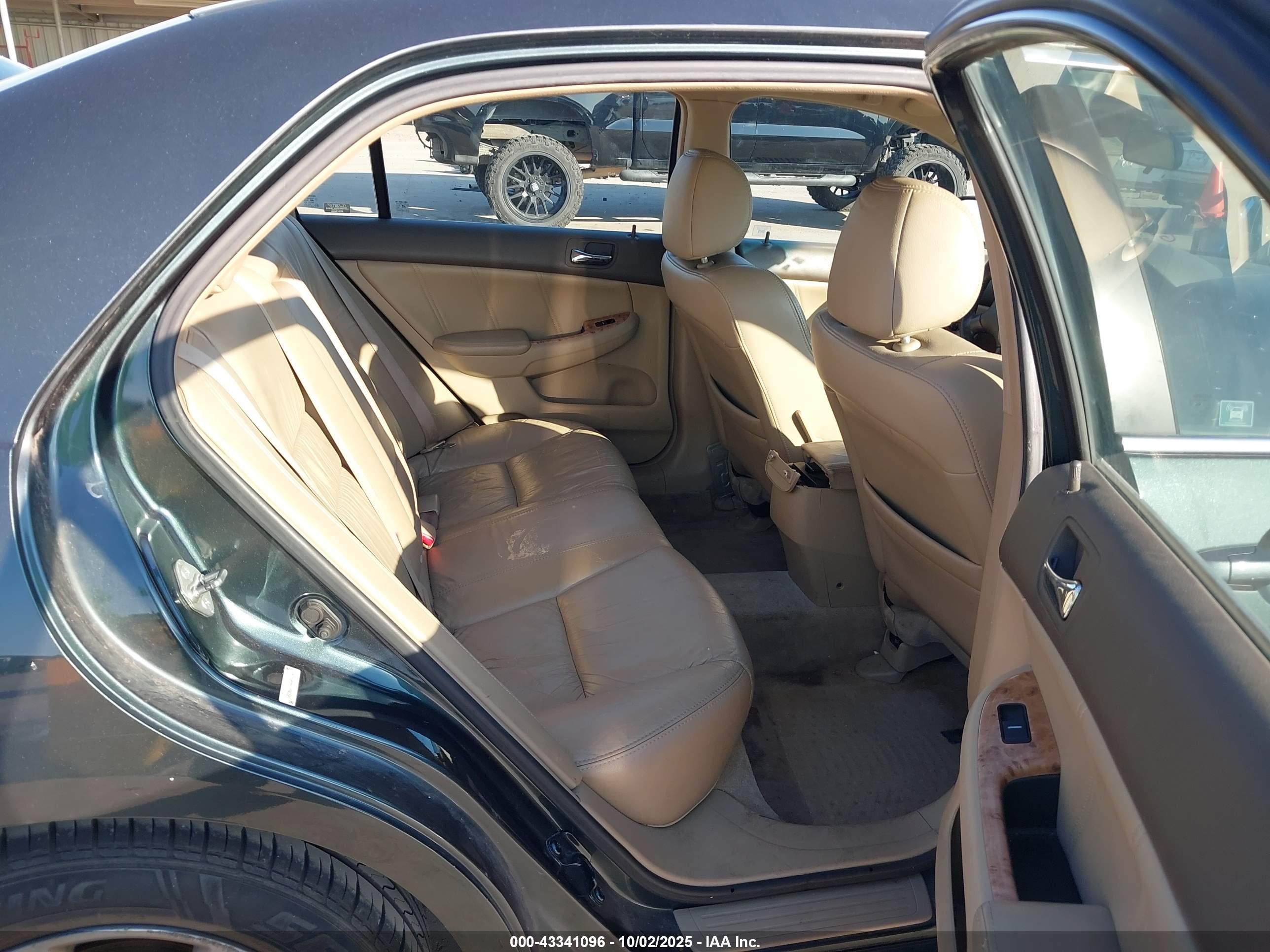 HONDA ACCORD image 8