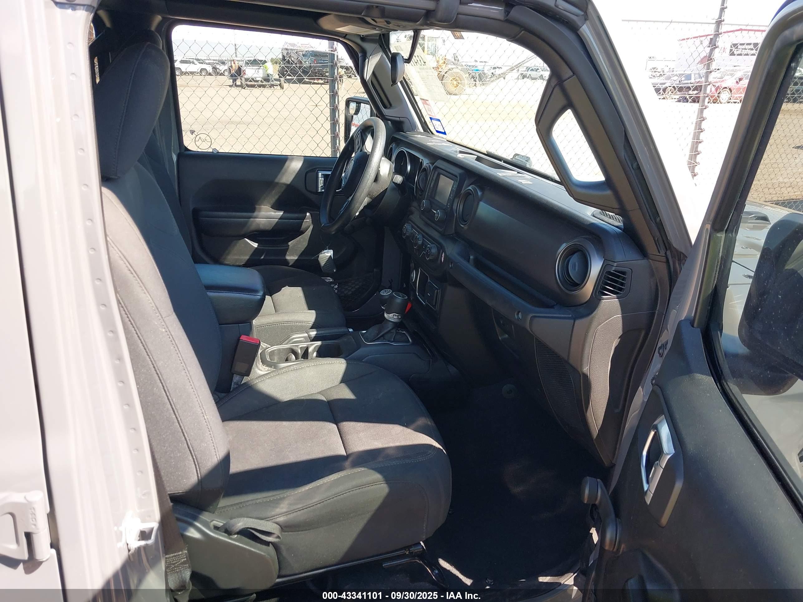 JEEP GLADIATOR image 5