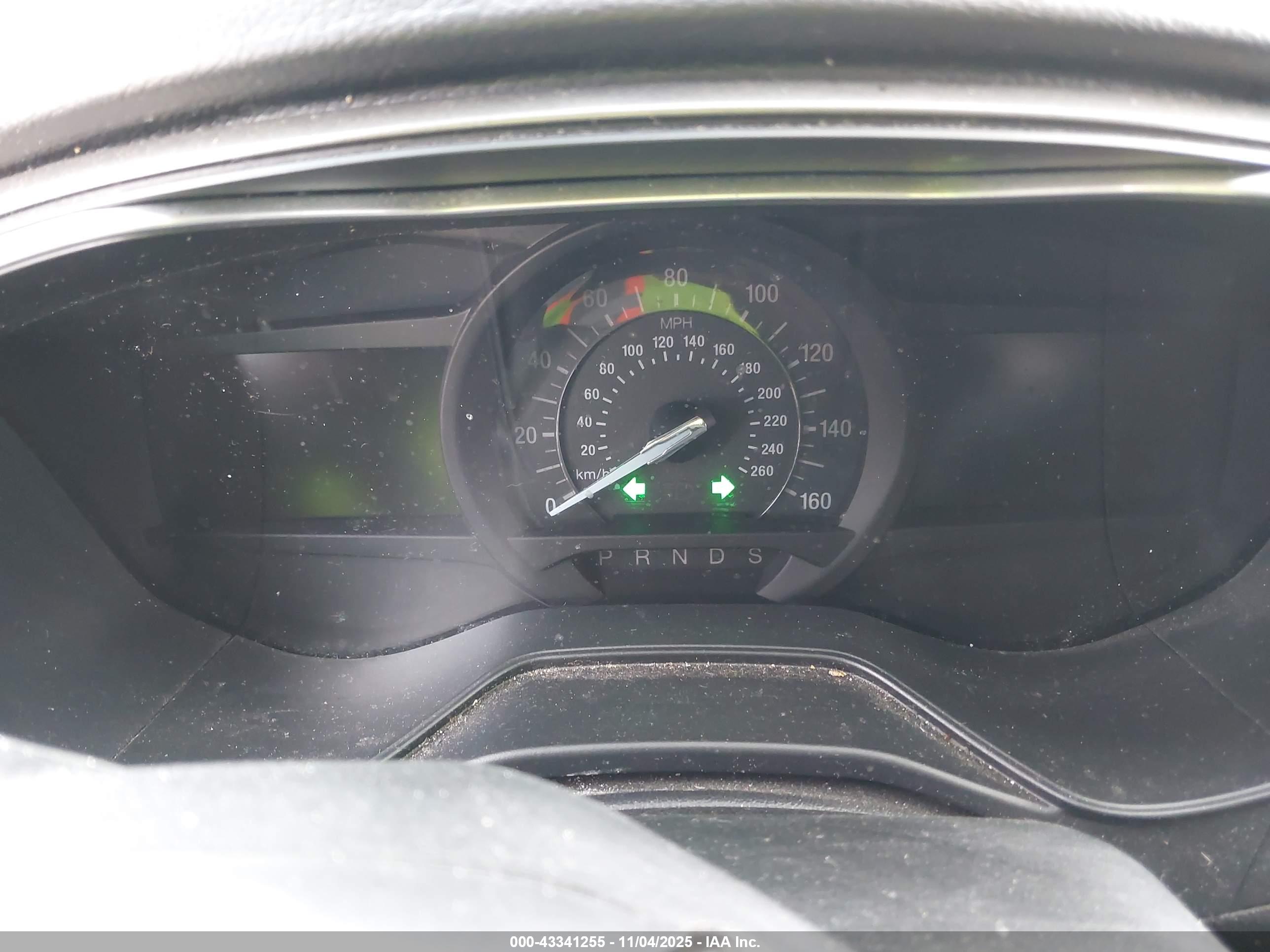 FORD FUSION image 7