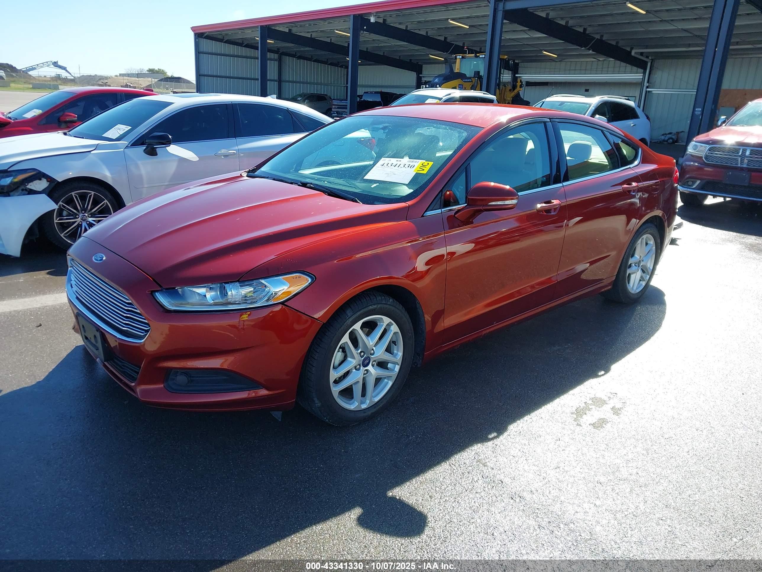 FORD FUSION image 2