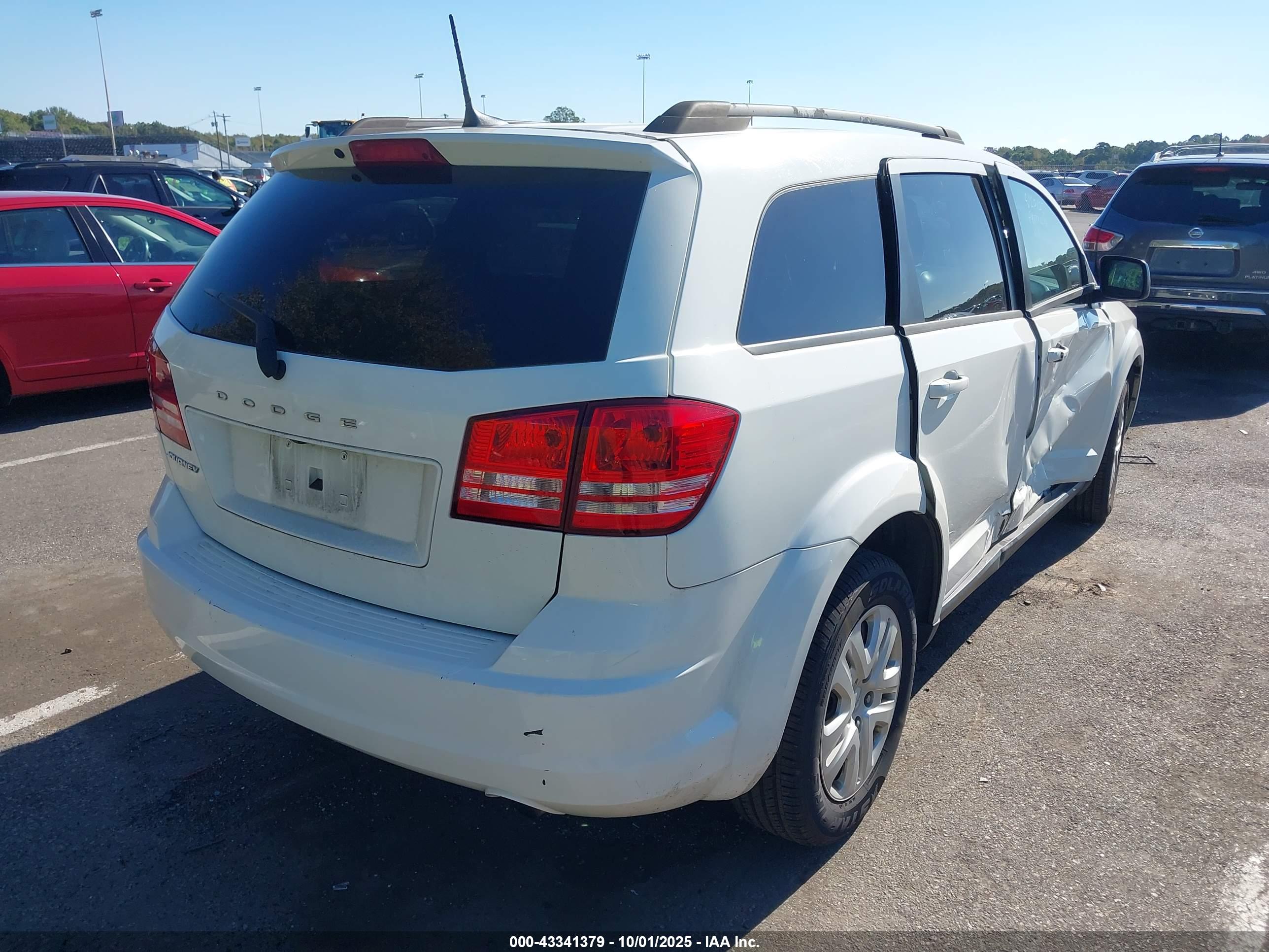 DODGE JOURNEY image 4