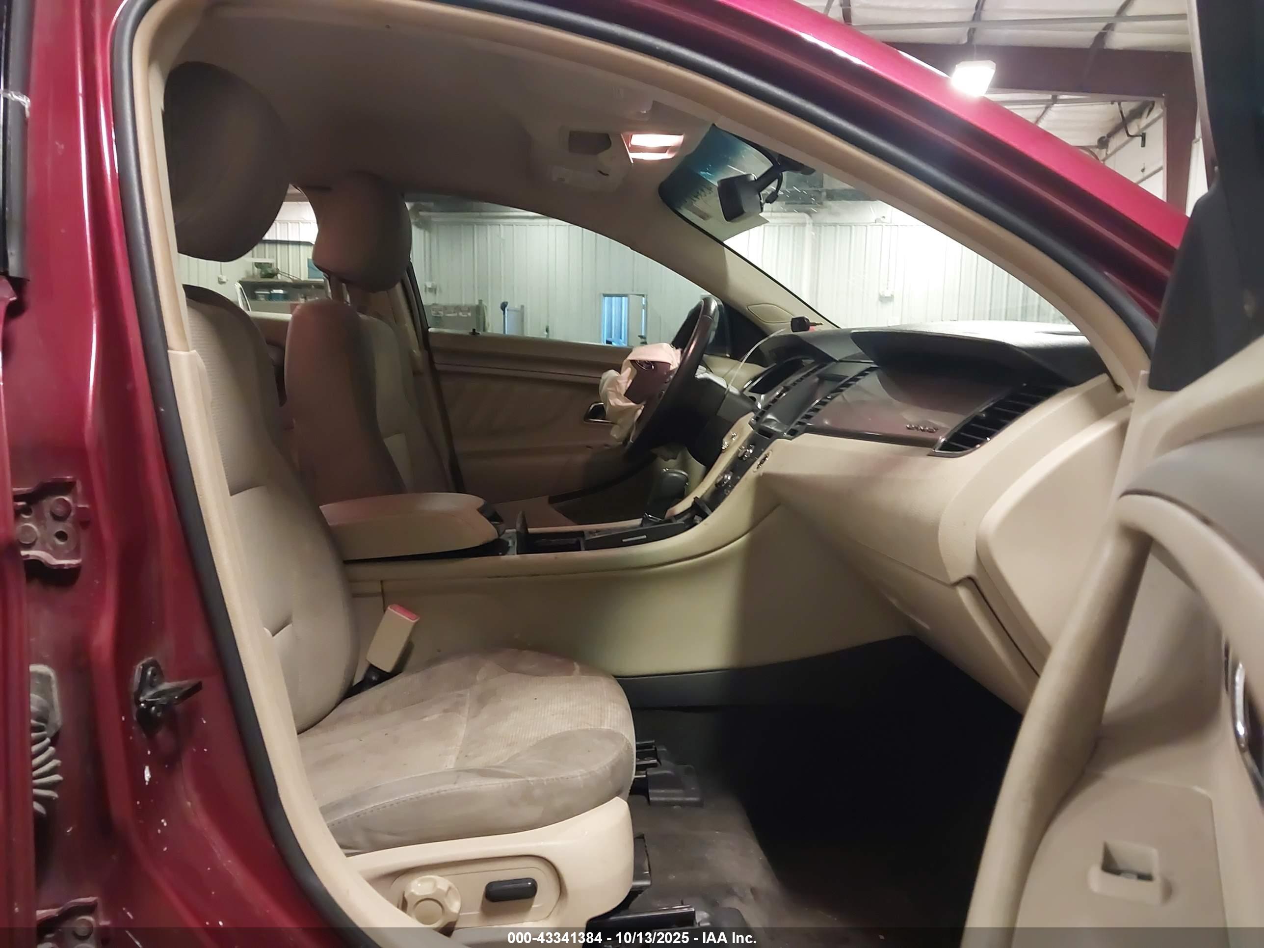 FORD TAURUS image 5