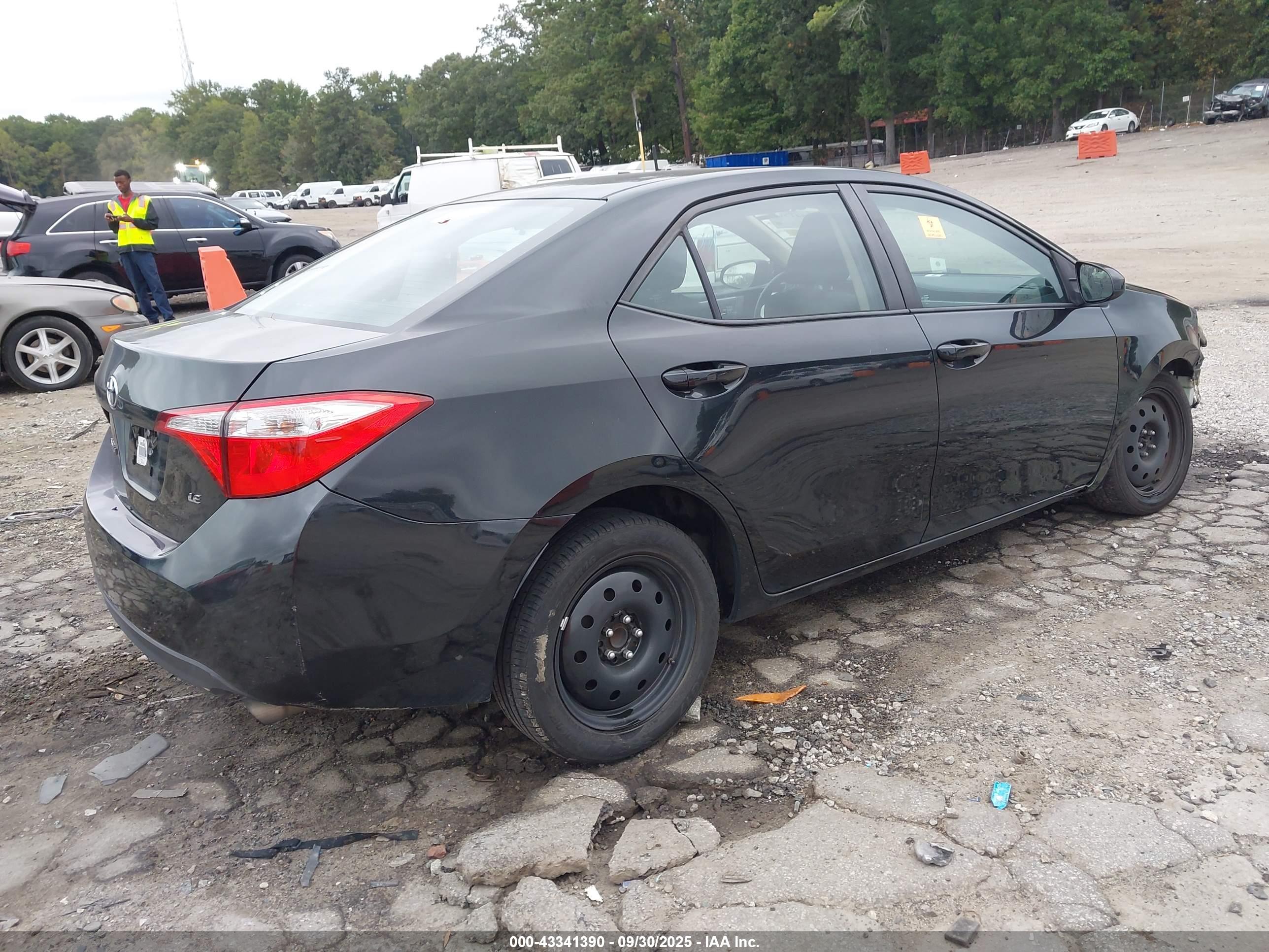 TOYOTA COROLLA image 4