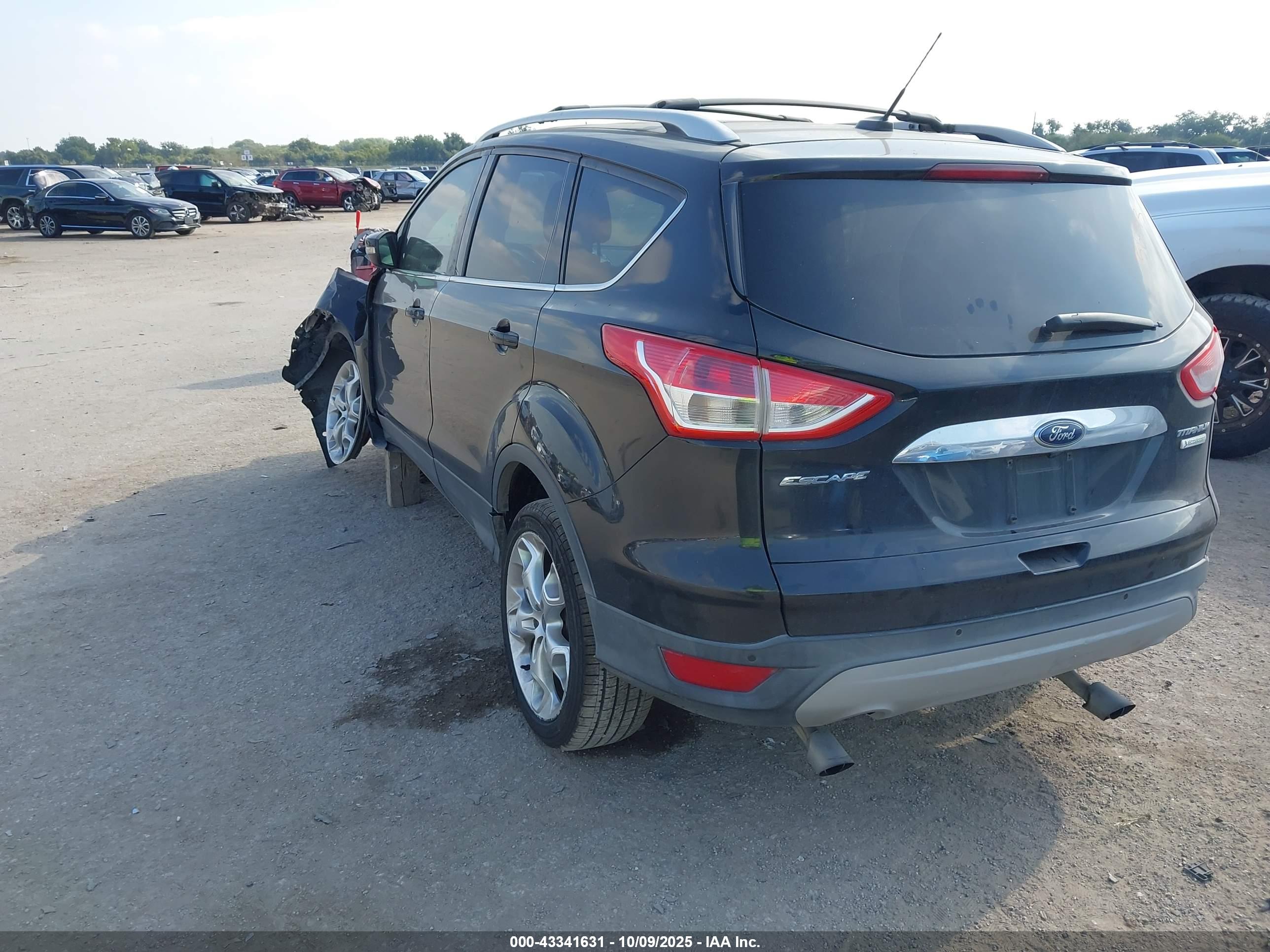 FORD ESCAPE image 3
