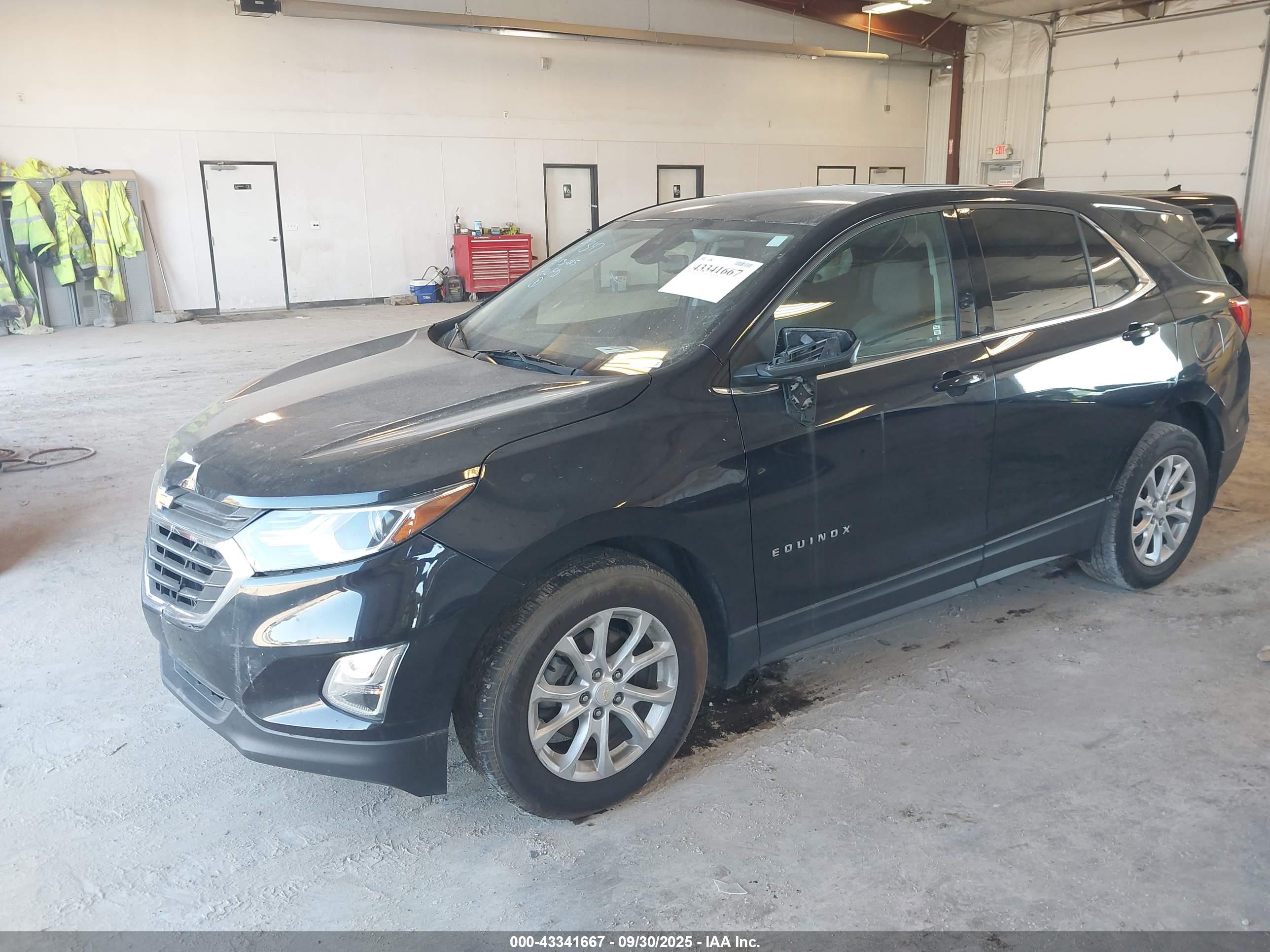 CHEVROLET EQUINOX image 2