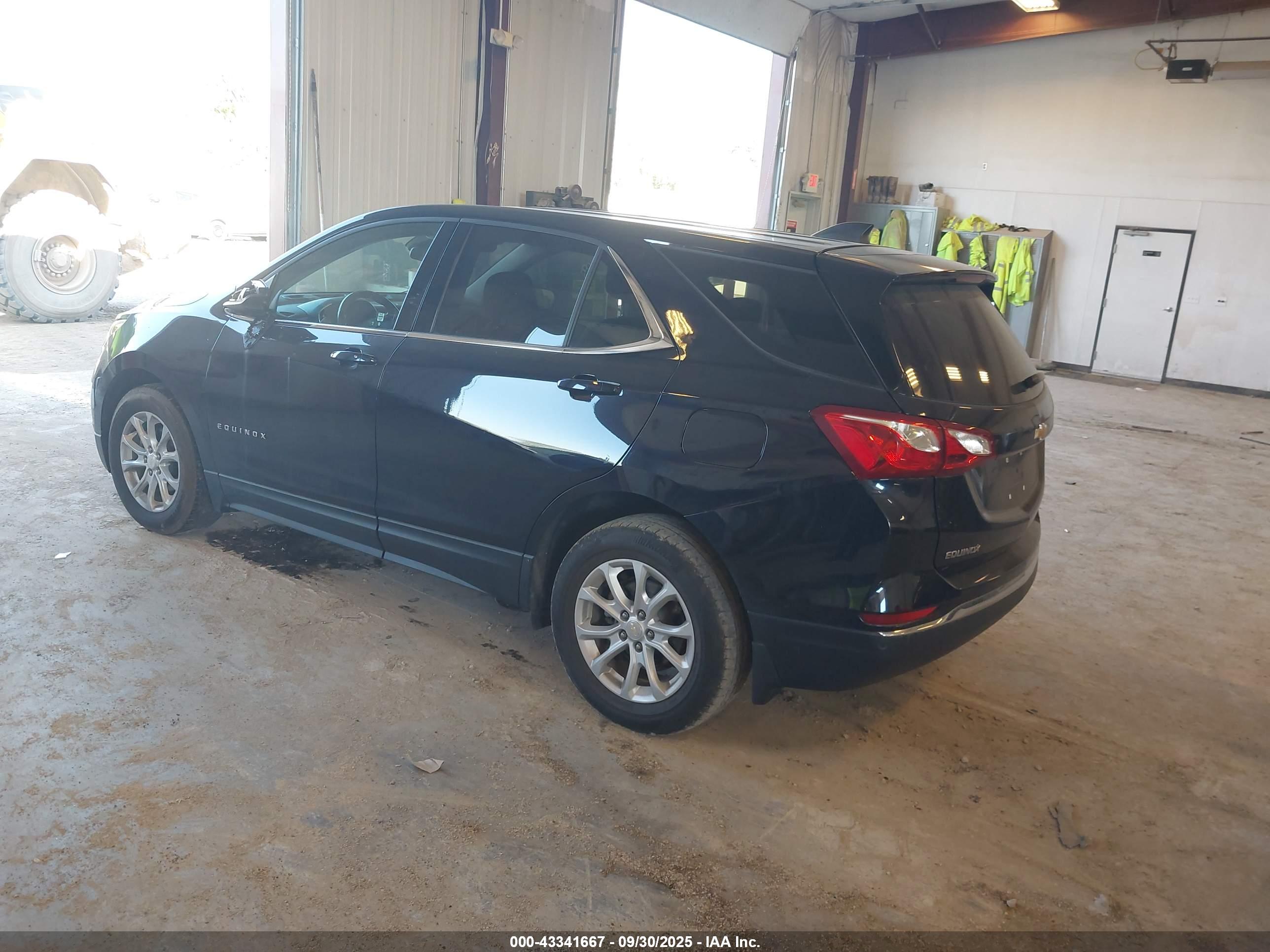 CHEVROLET EQUINOX image 3