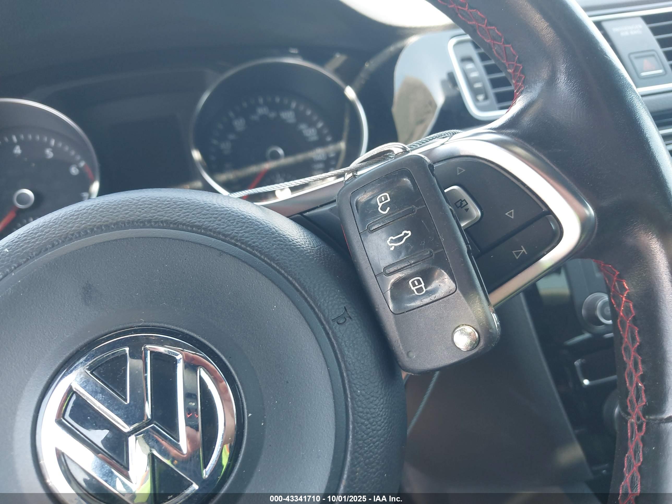 VOLKSWAGEN JETTA image 11