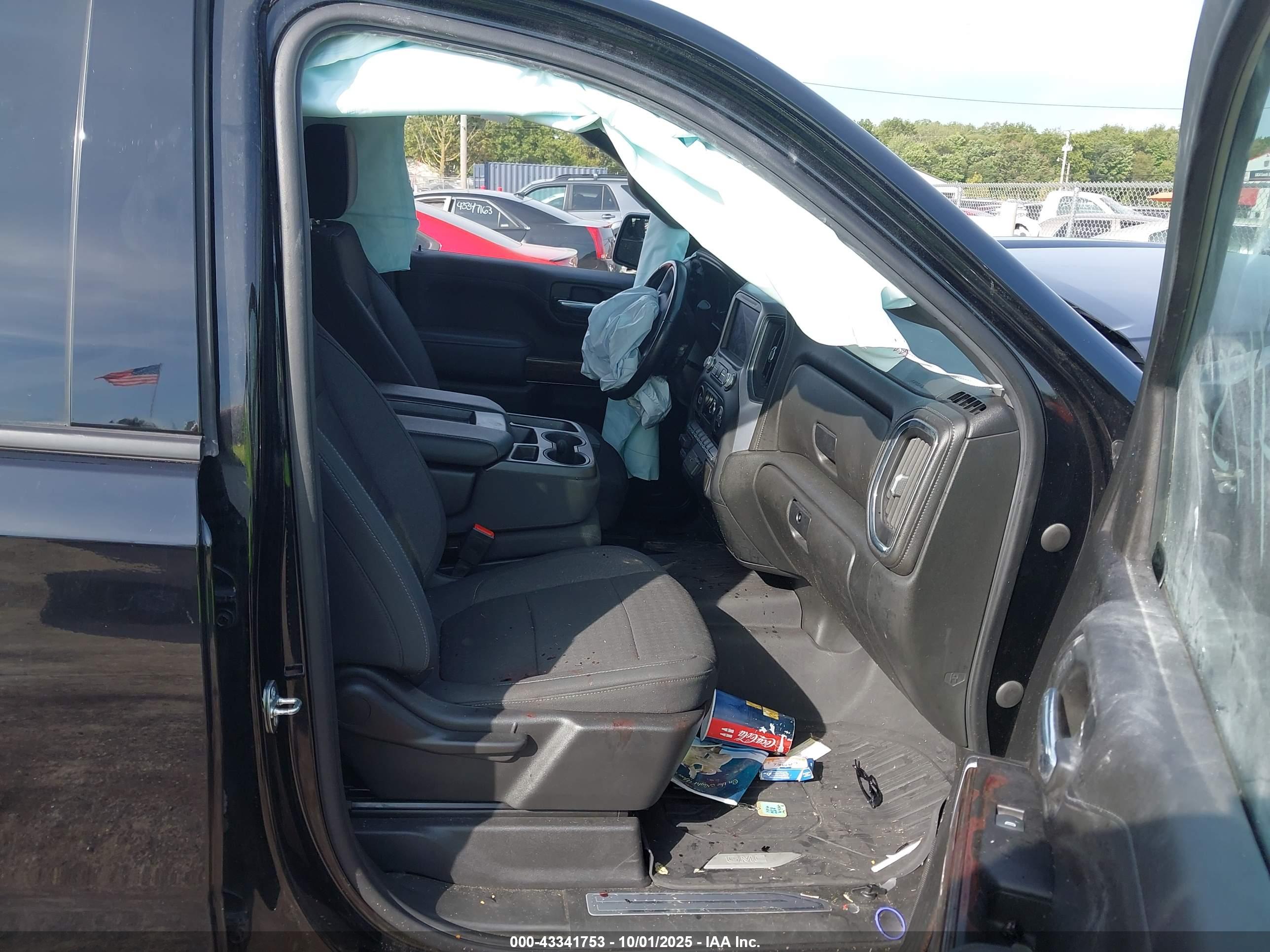 GMC SIERRA image 5