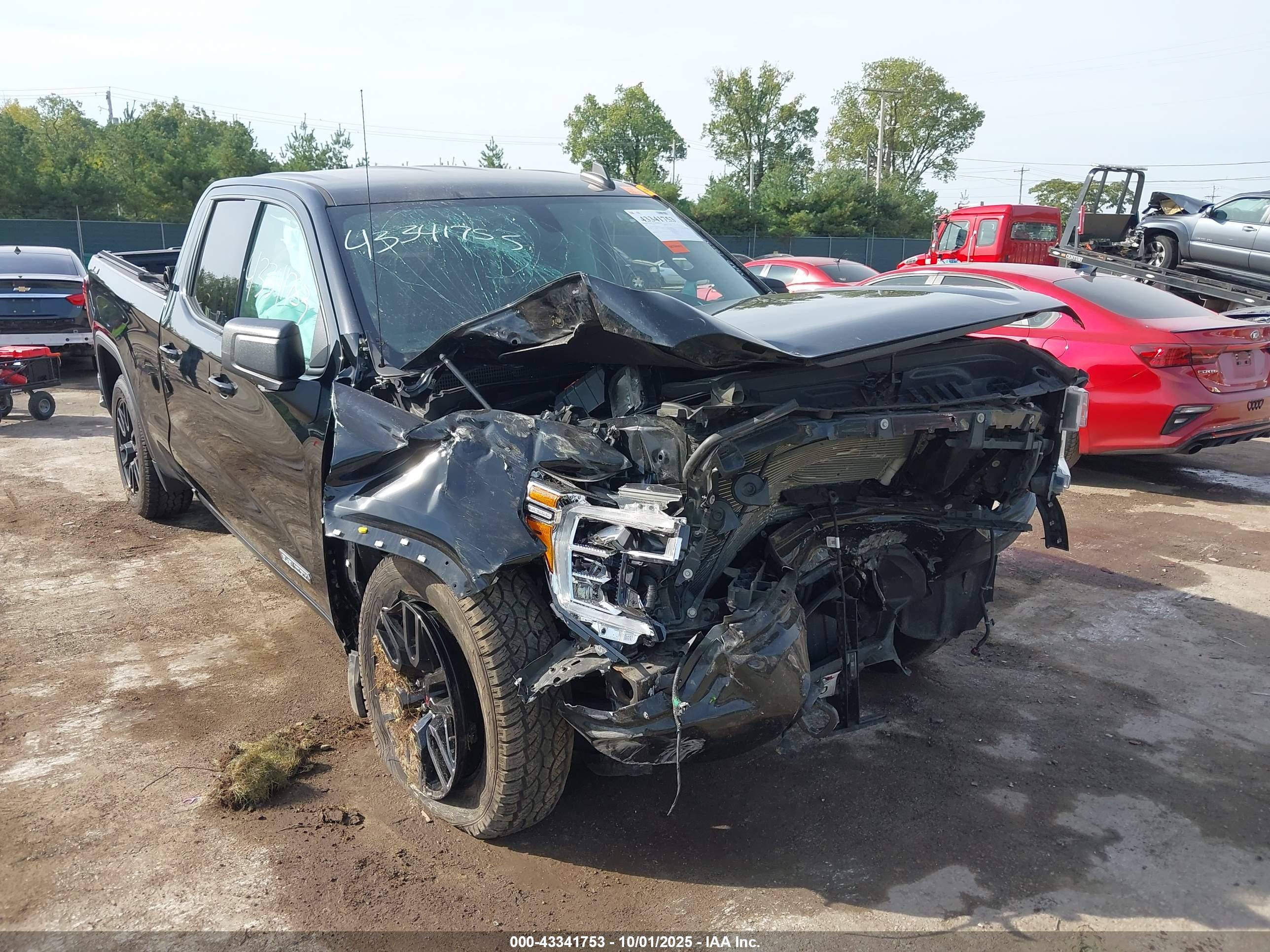 GMC SIERRA image 6
