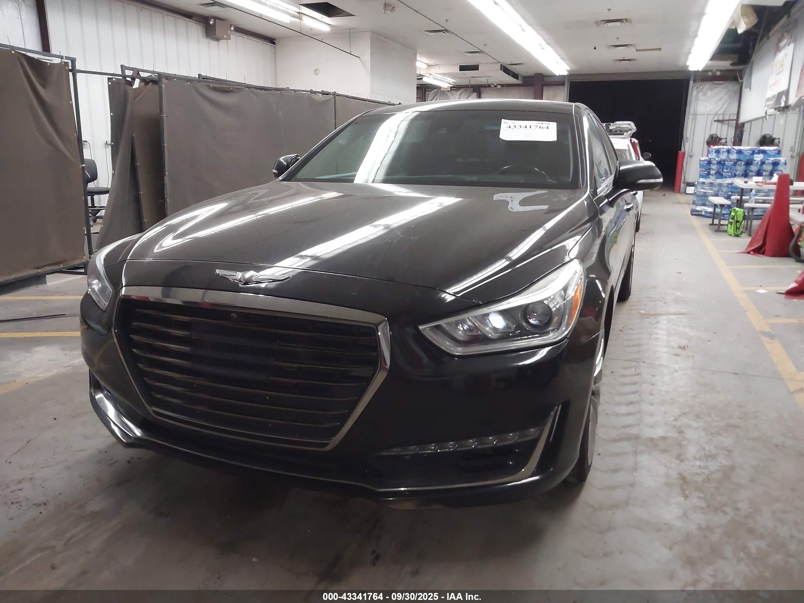 GENESIS G90 image 6