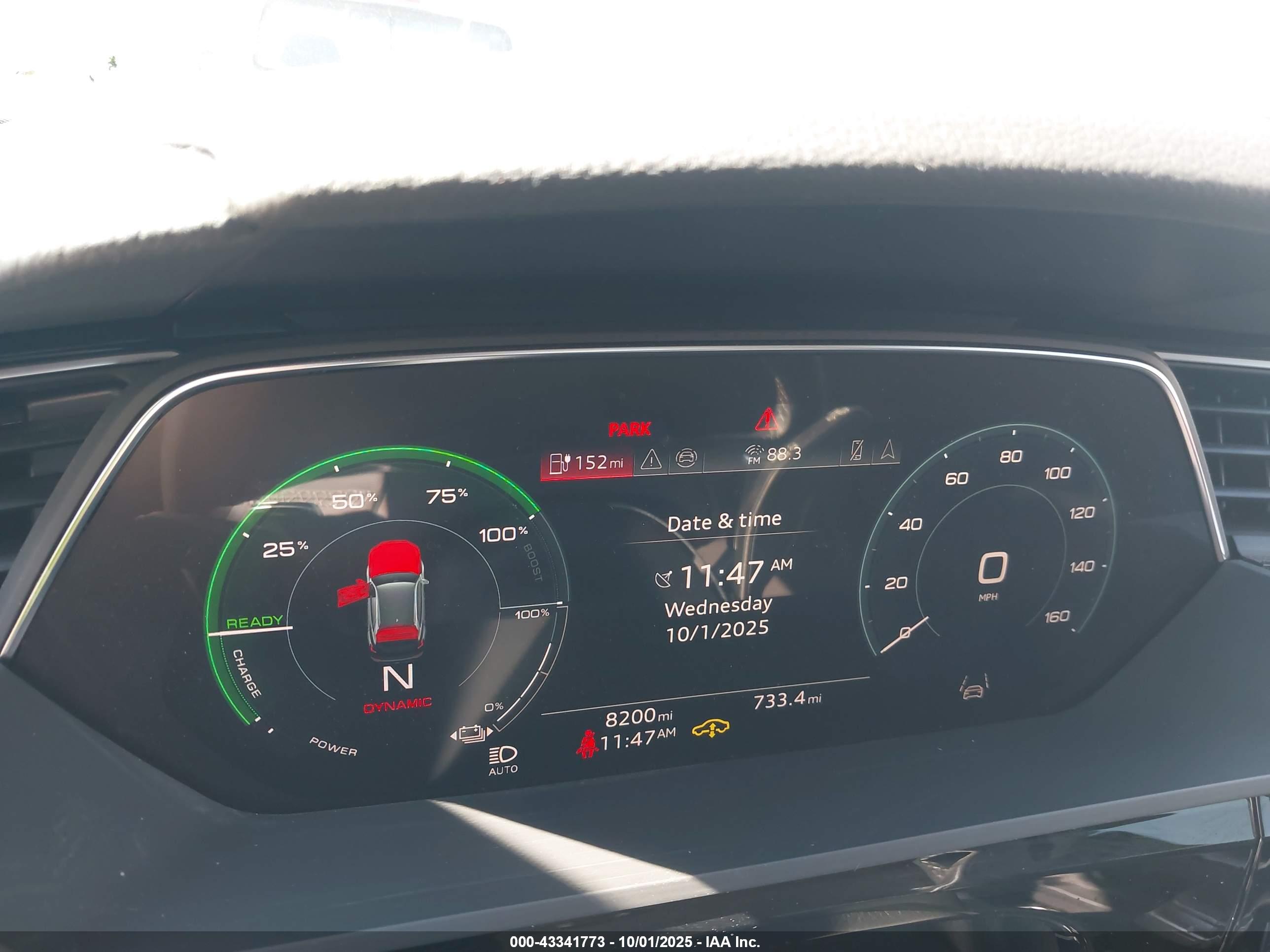 AUDI Q8 image 7