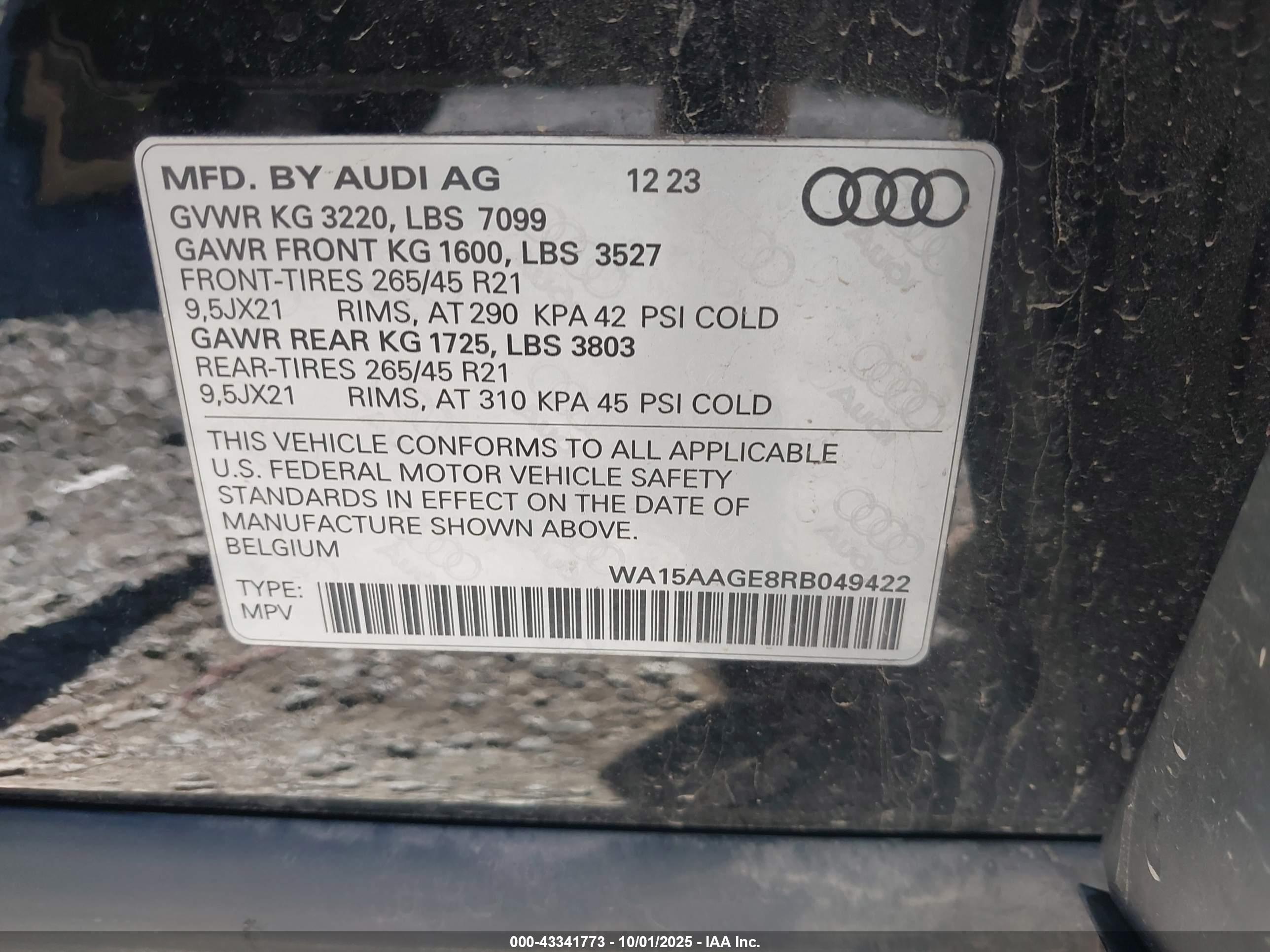 AUDI Q8 image 9
