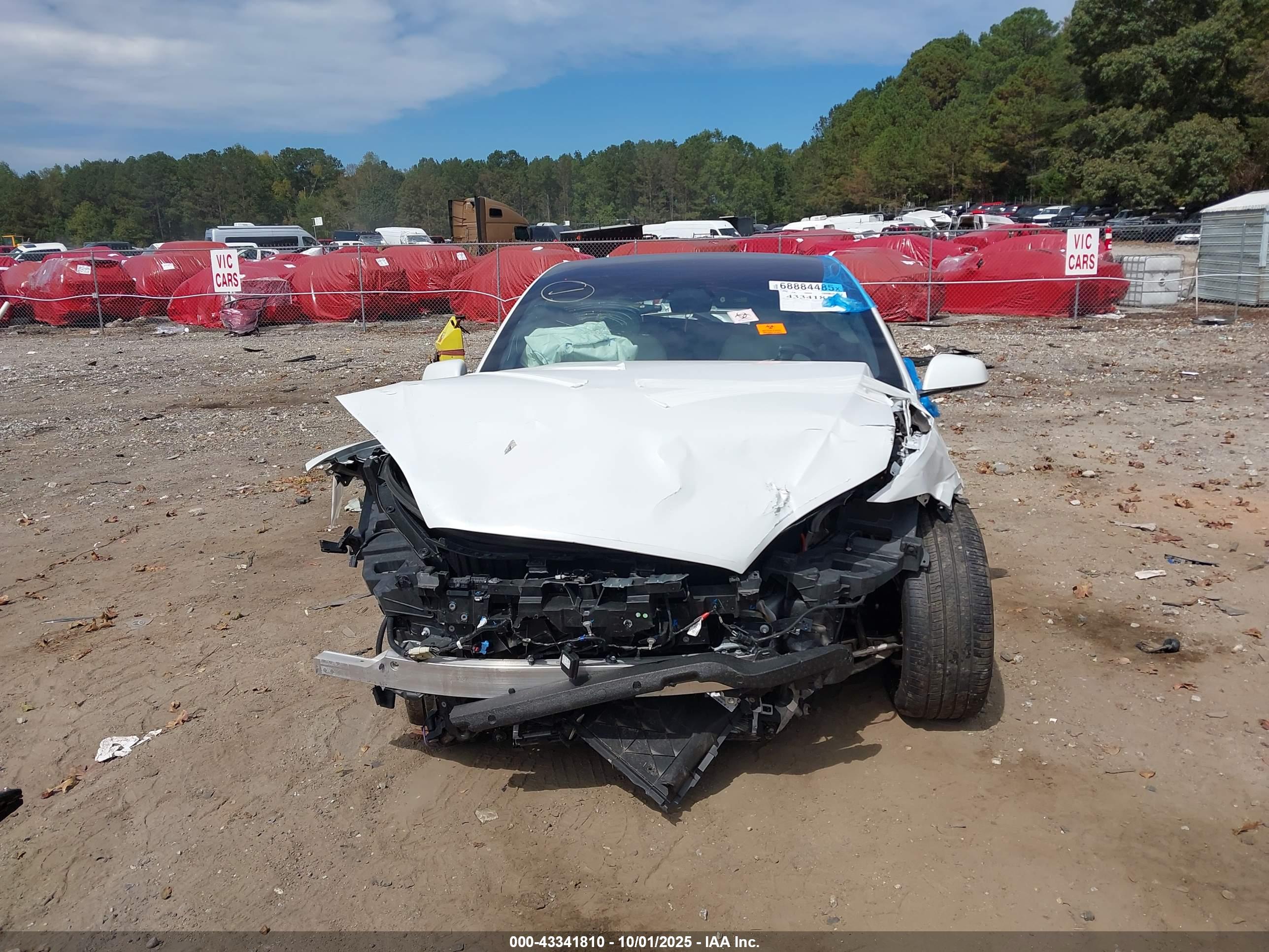 TESLA MODEL image 6