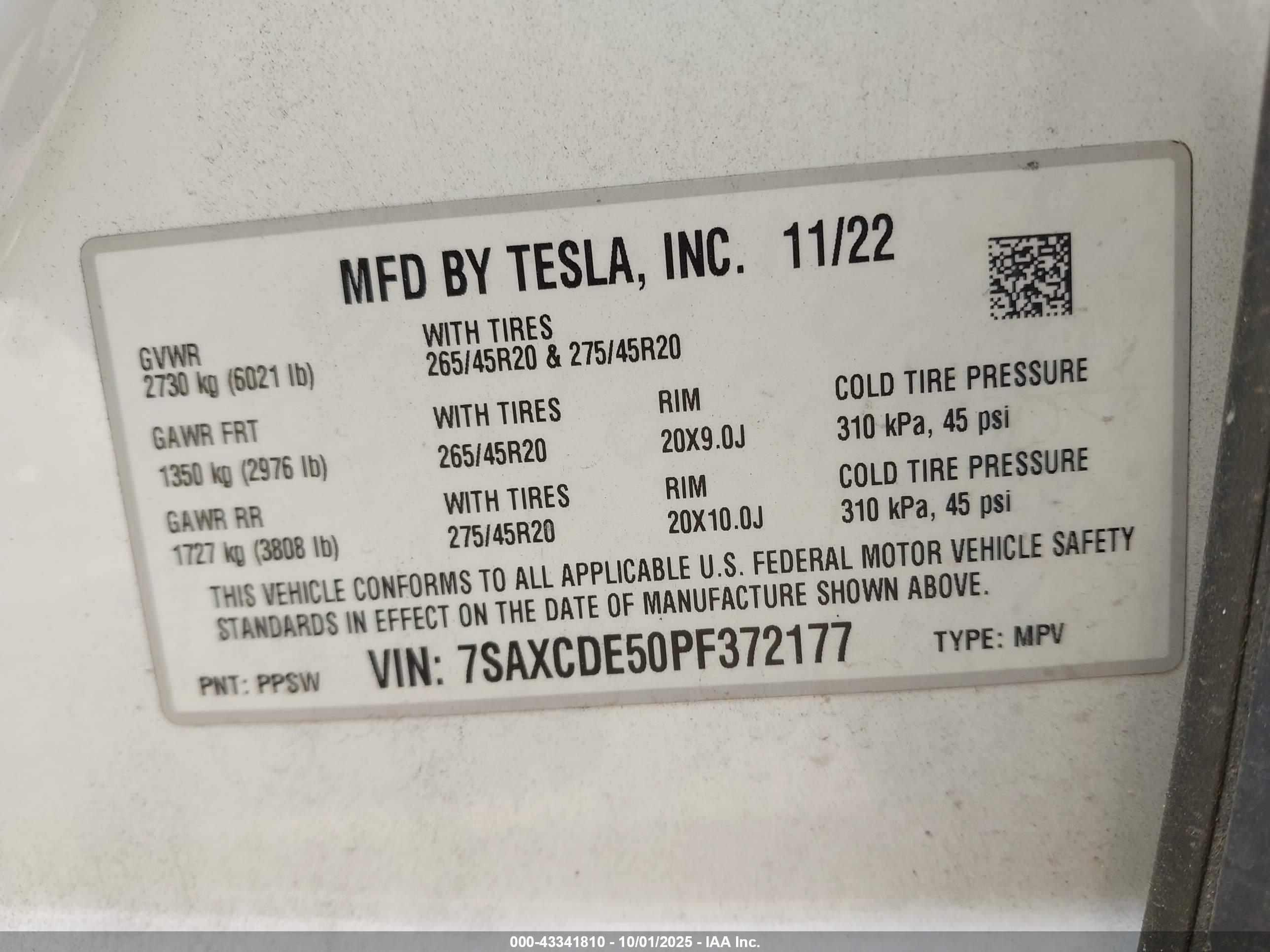TESLA MODEL image 9