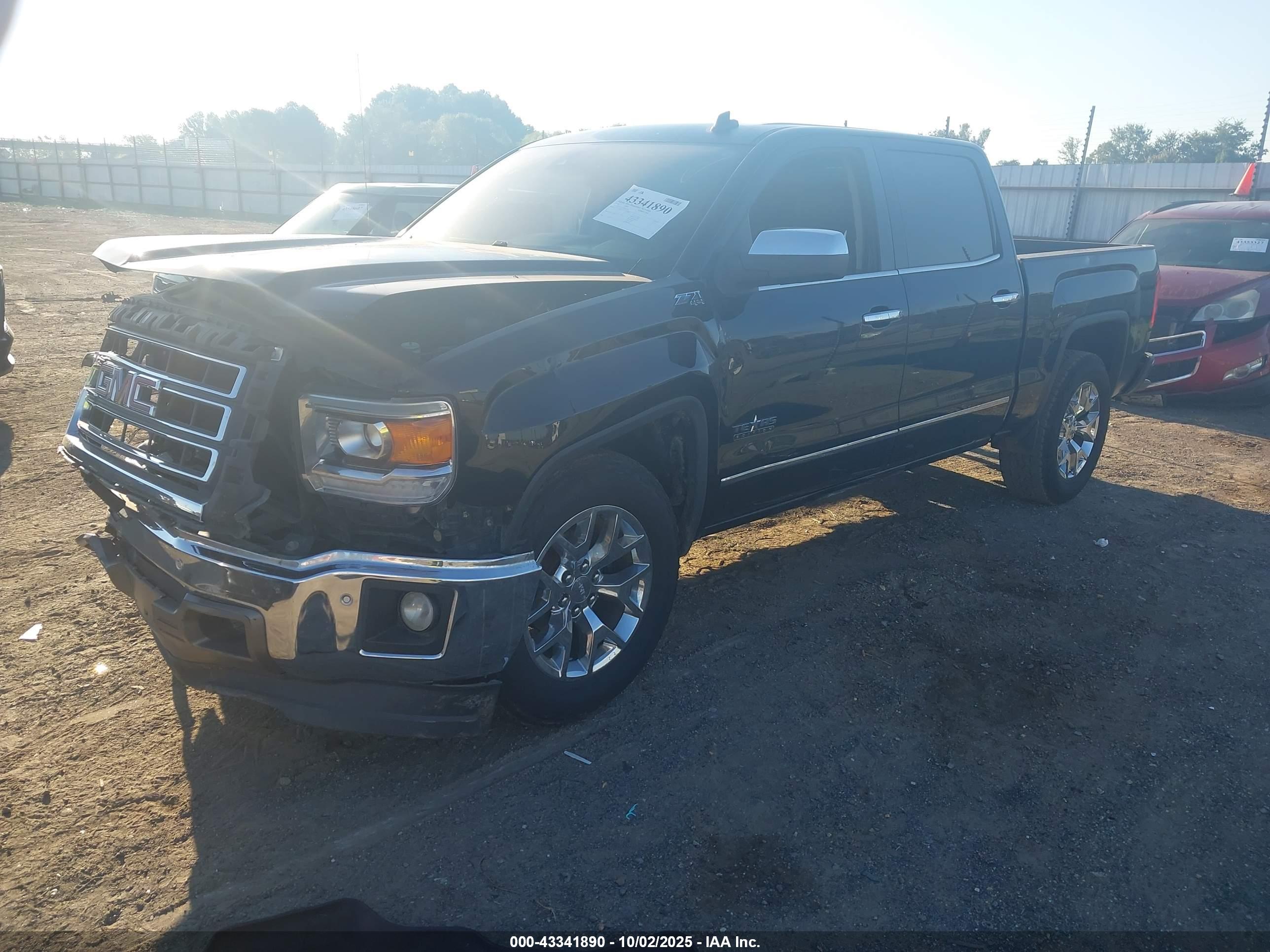 GMC SIERRA image 2