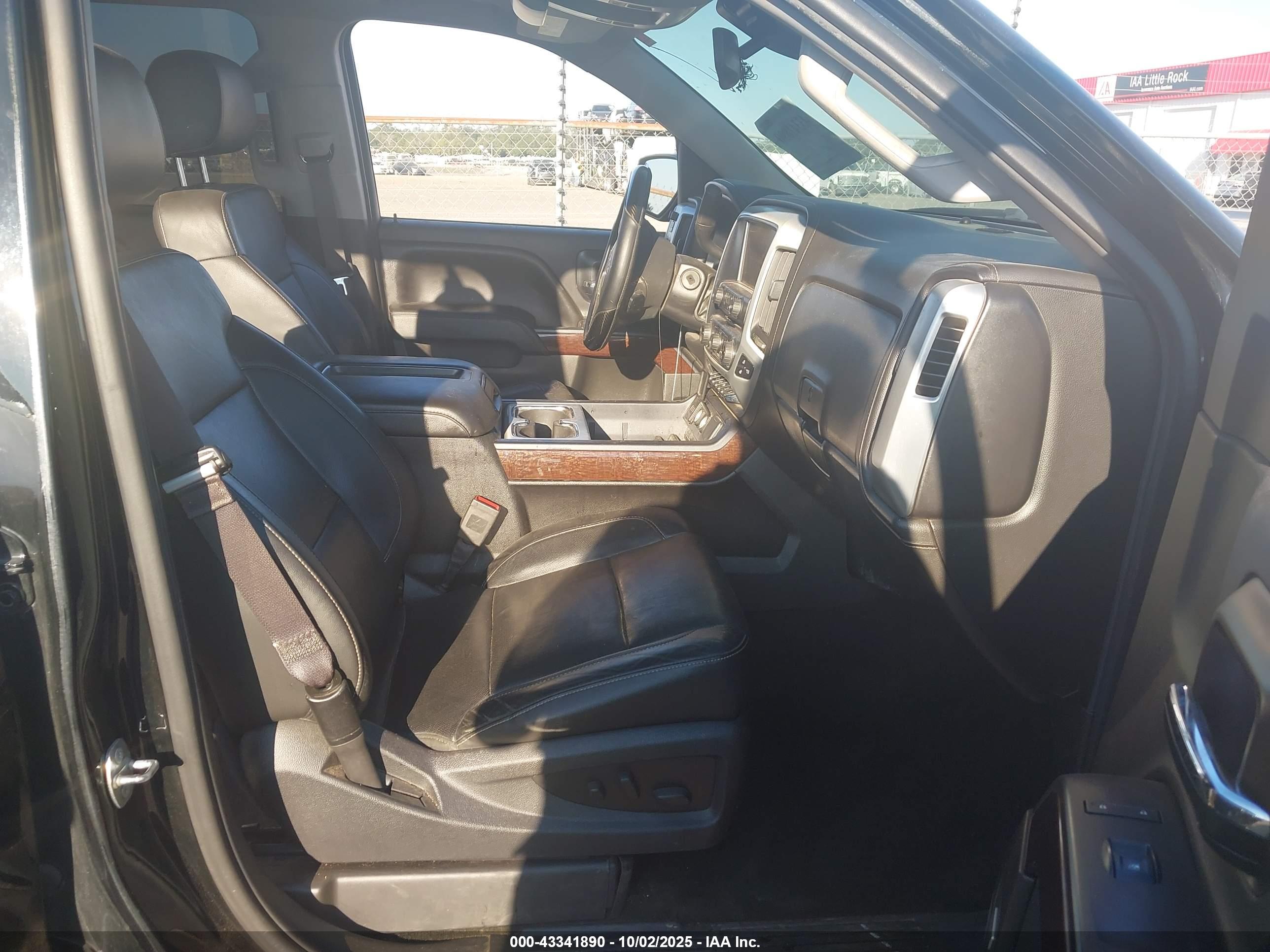 GMC SIERRA image 5