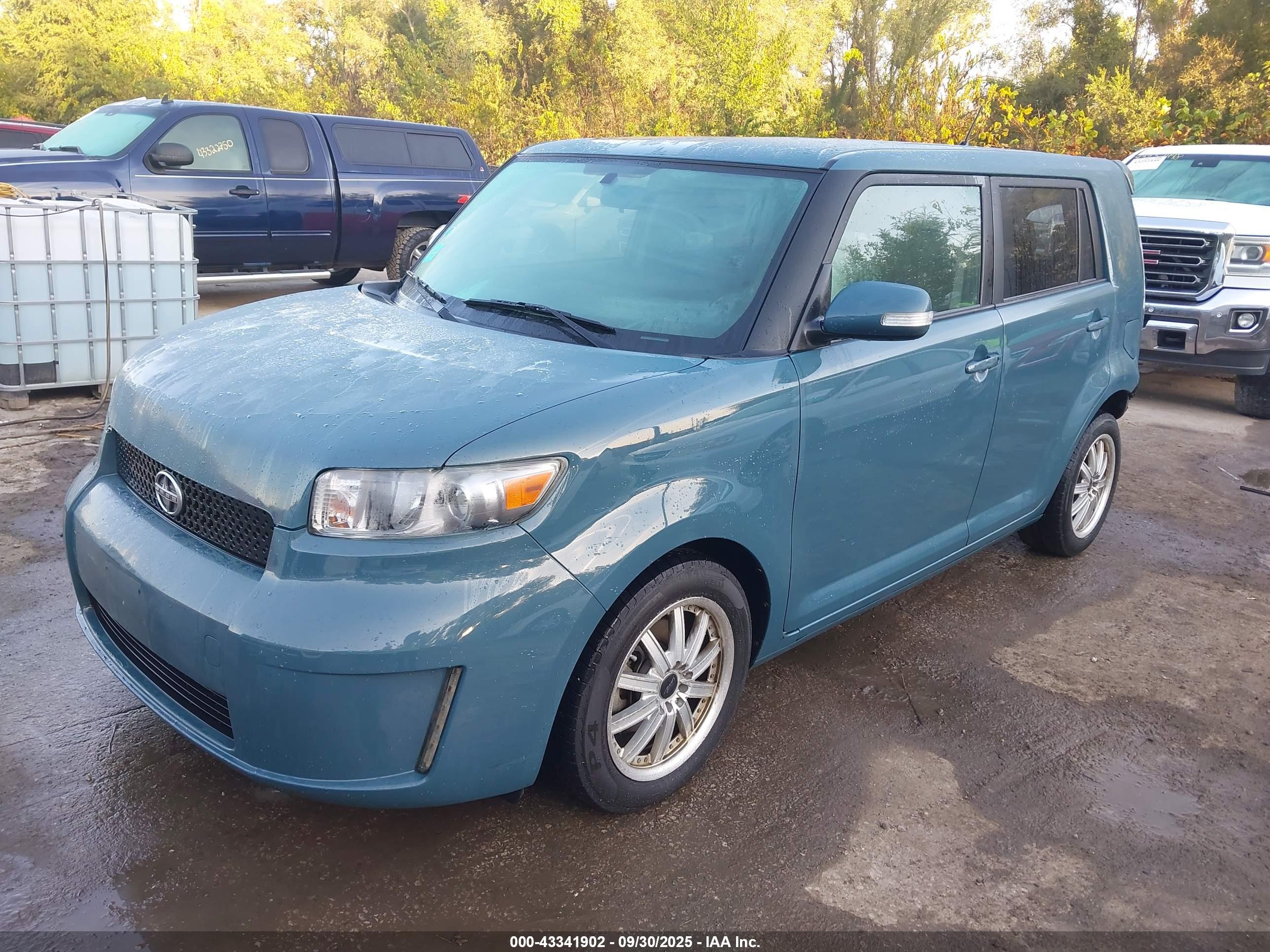SCION XB image 2