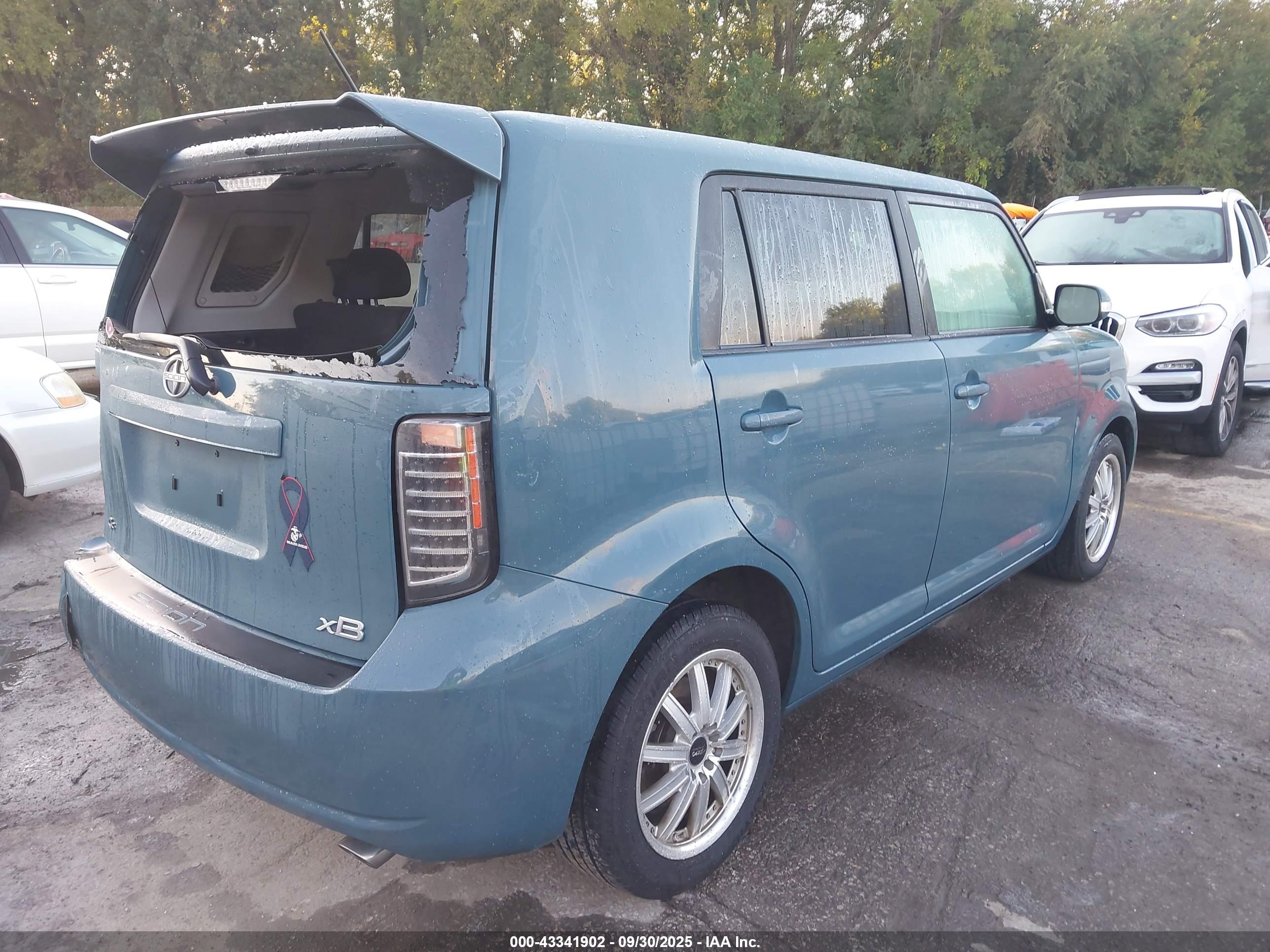 SCION XB image 4