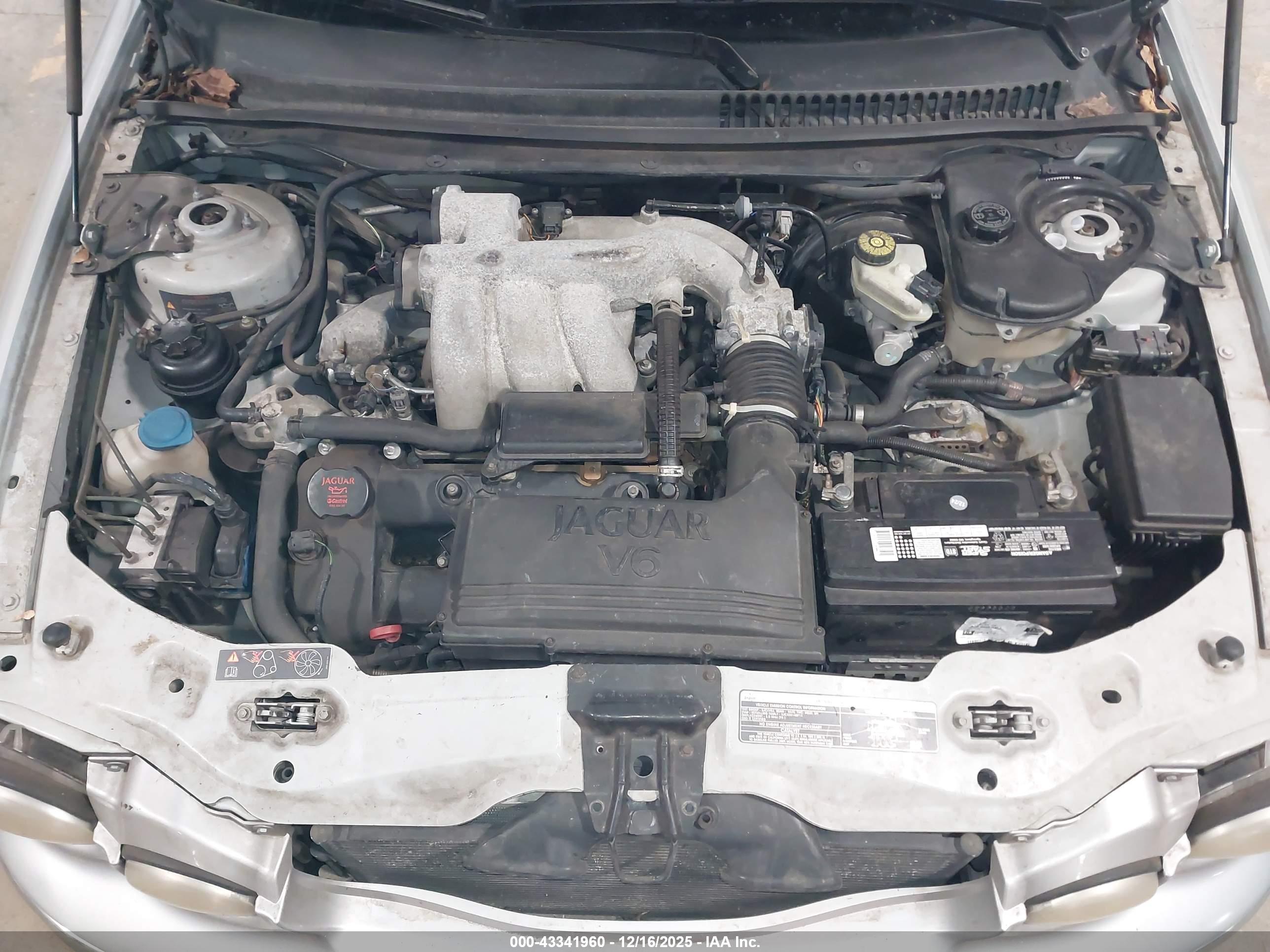 JAGUAR X-TYPE image 10