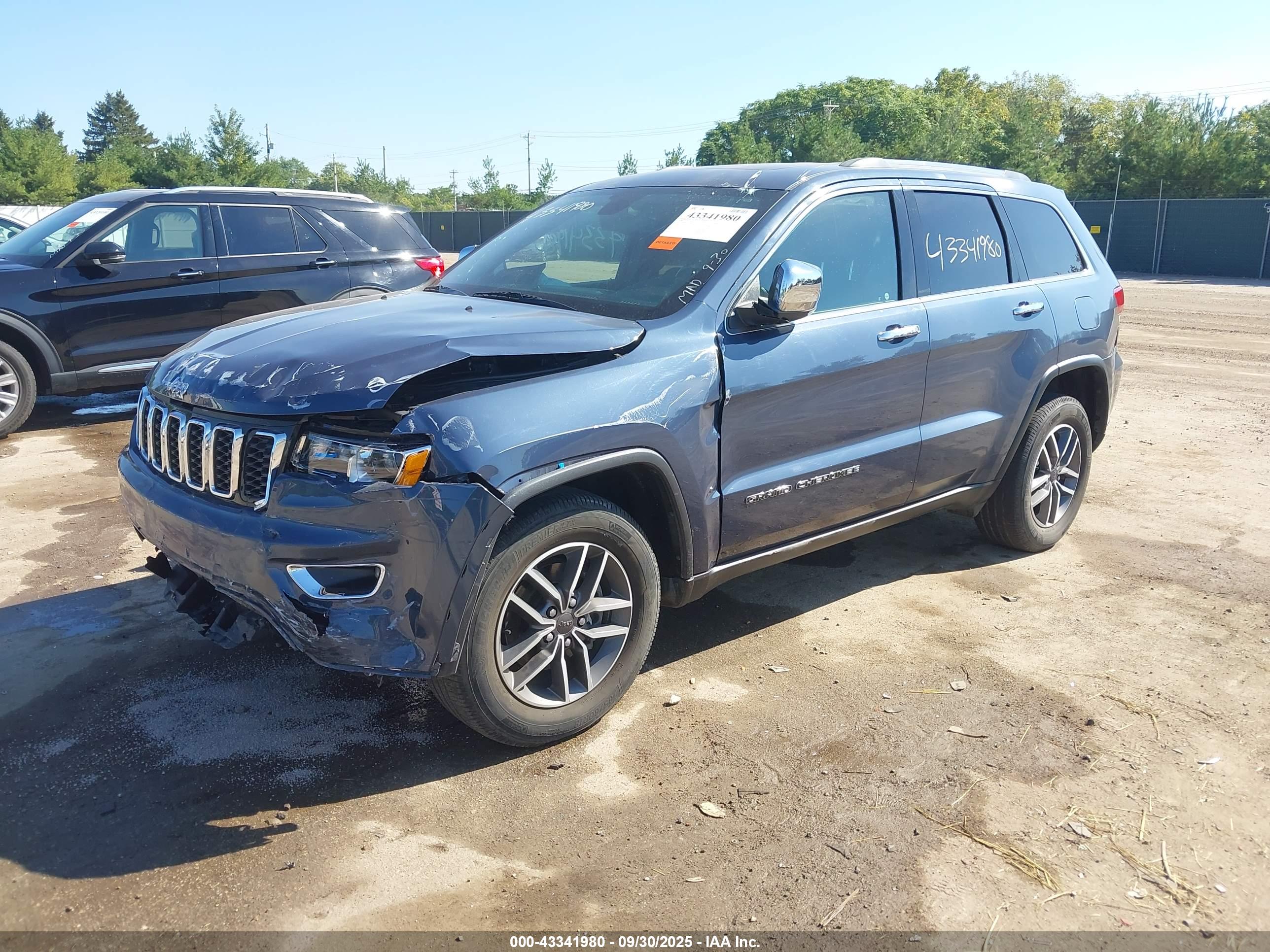 JEEP GRAND image 2