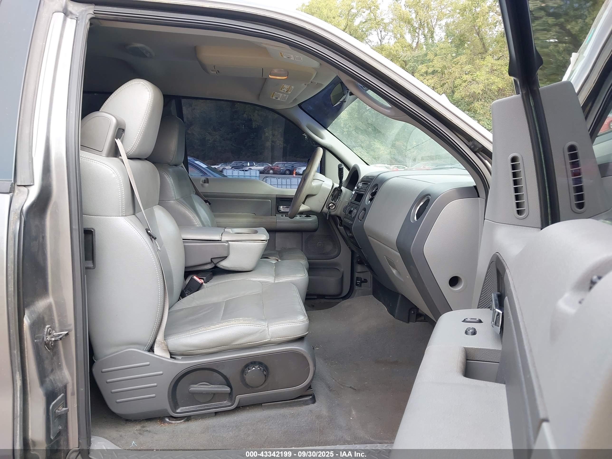 FORD F-150 image 5
