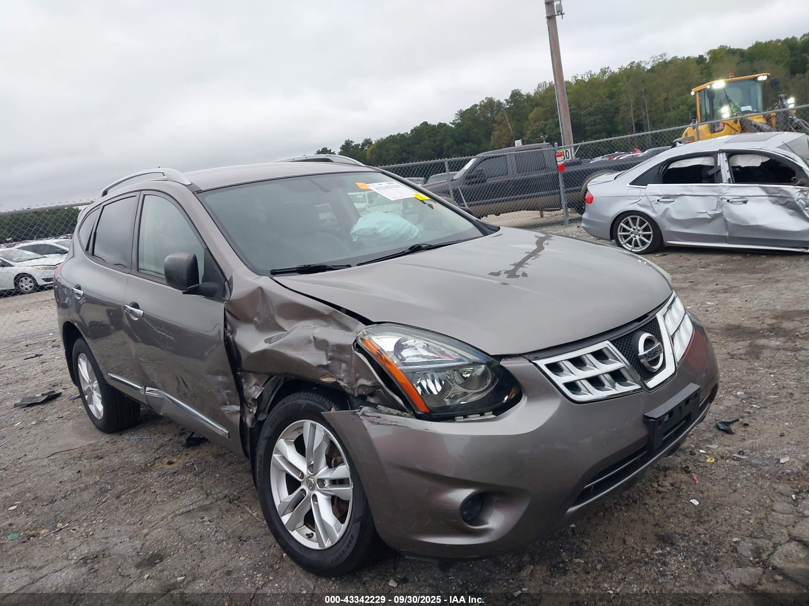 NISSAN ROGUE image 6
