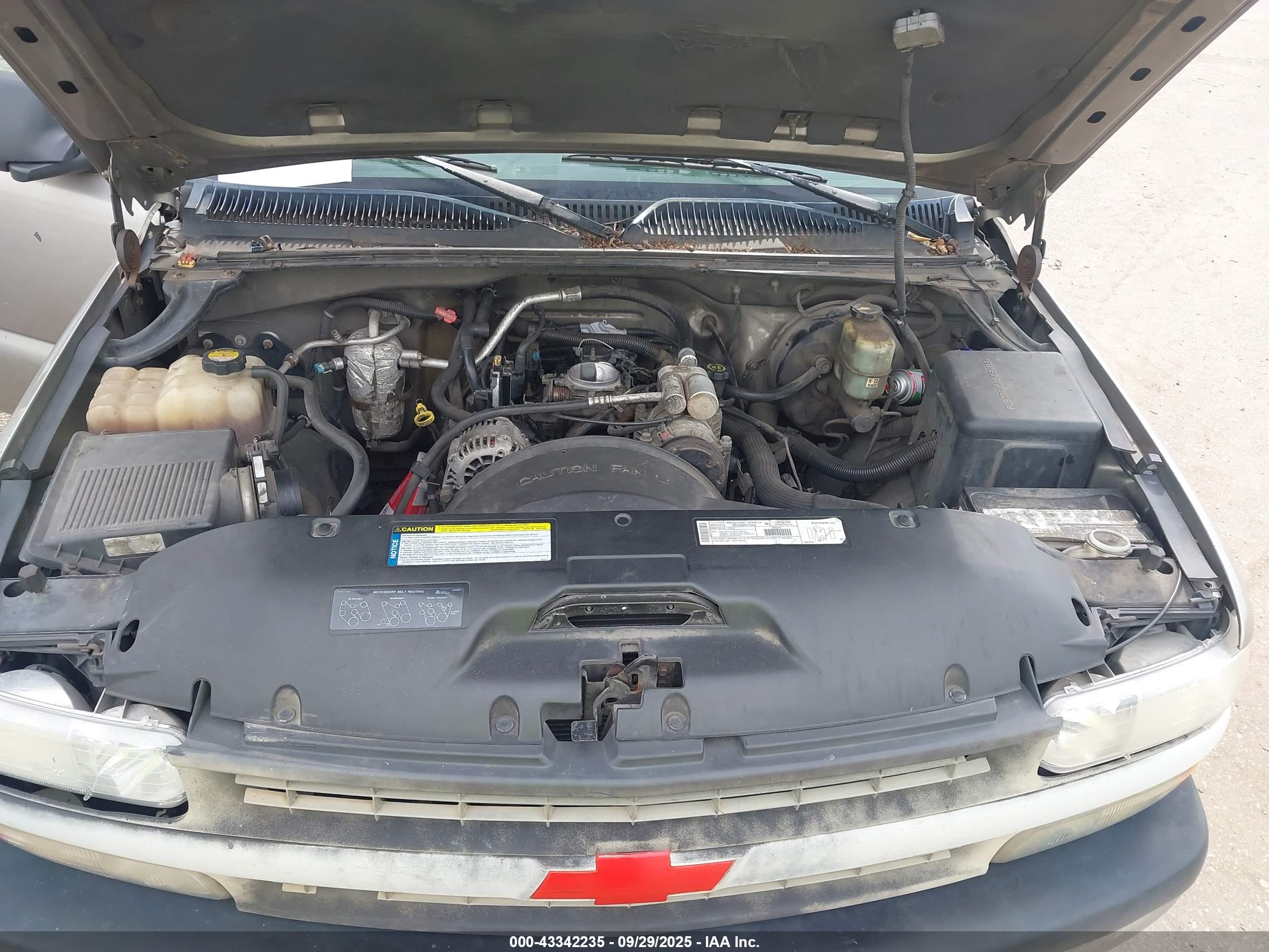 CHEVROLET SILVERADO image 10