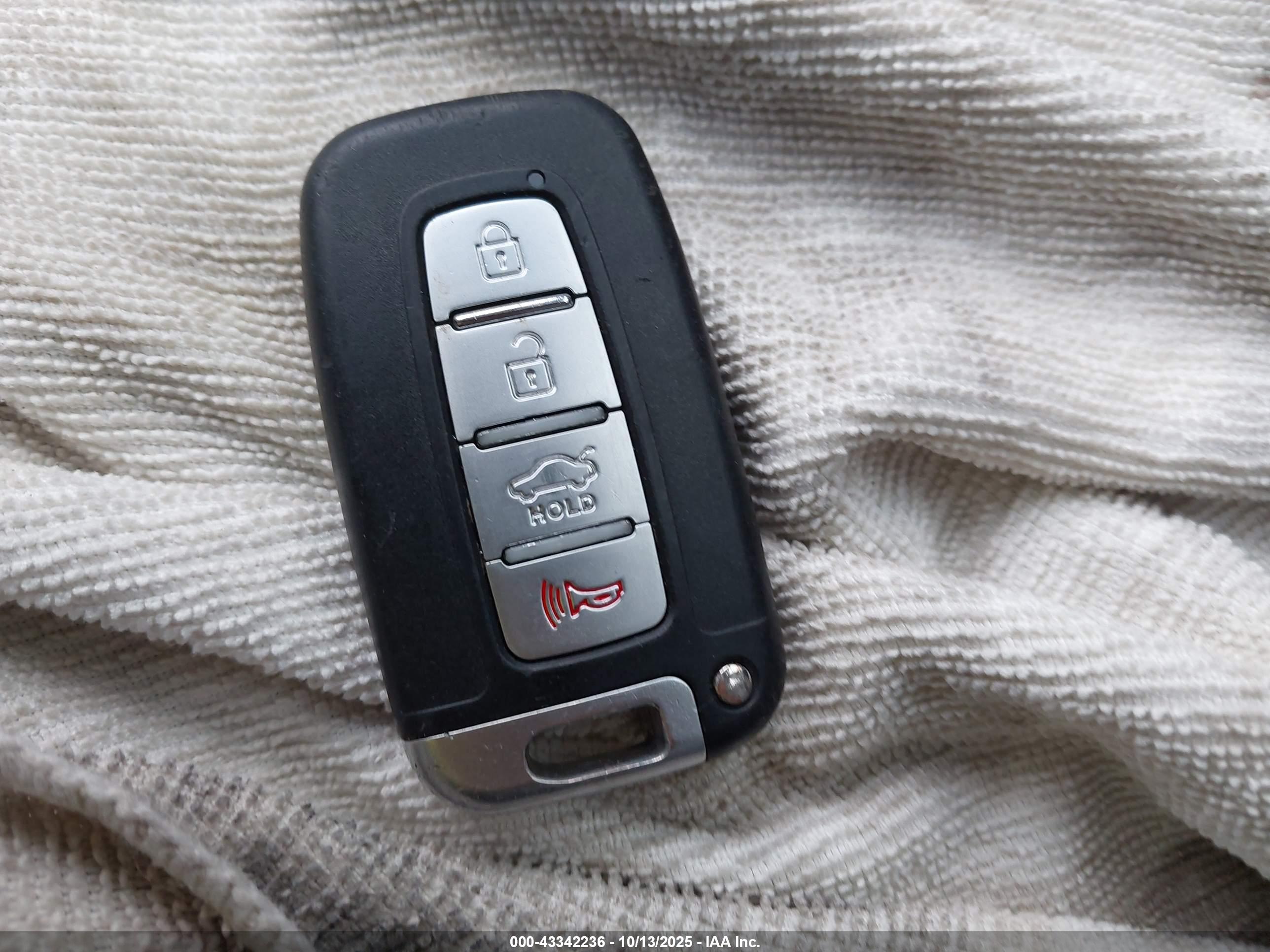 HYUNDAI SONATA image 11