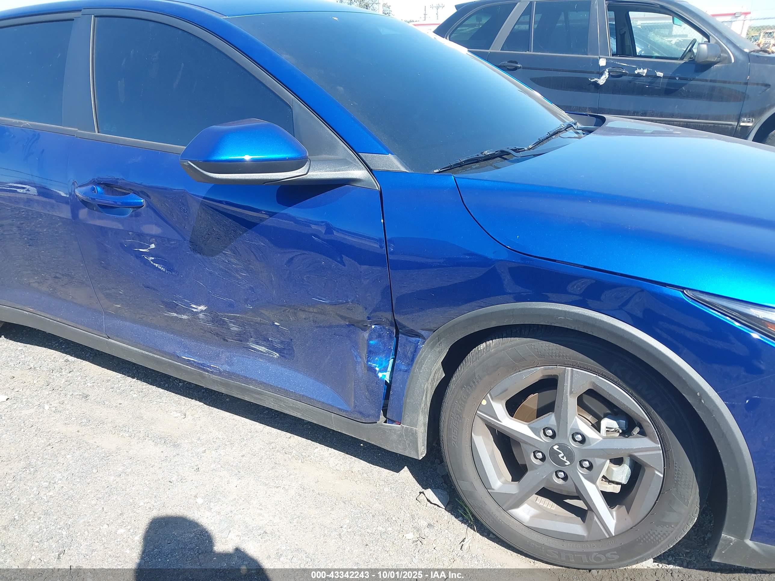 KIA K4 image 6