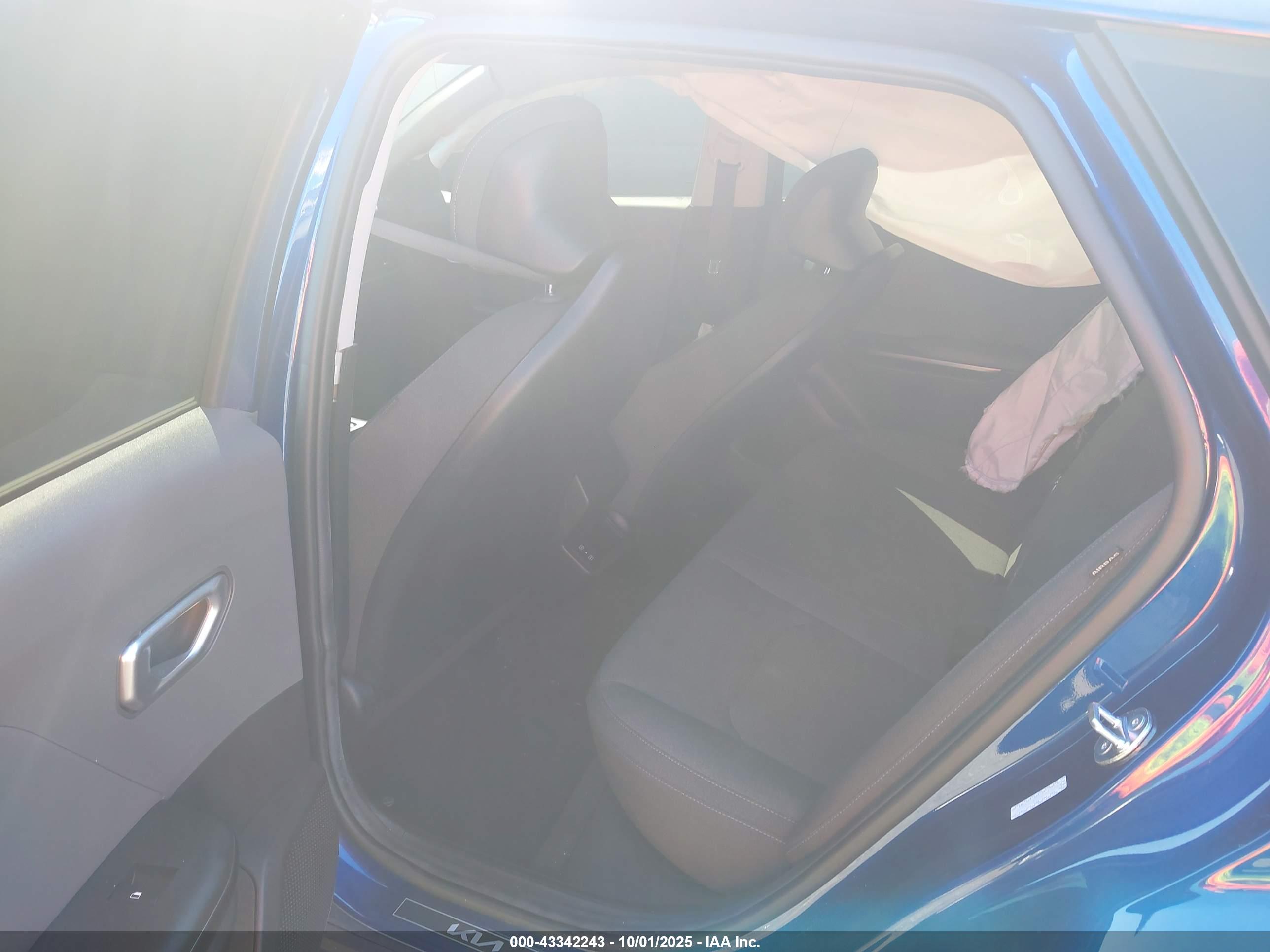 KIA K4 image 8