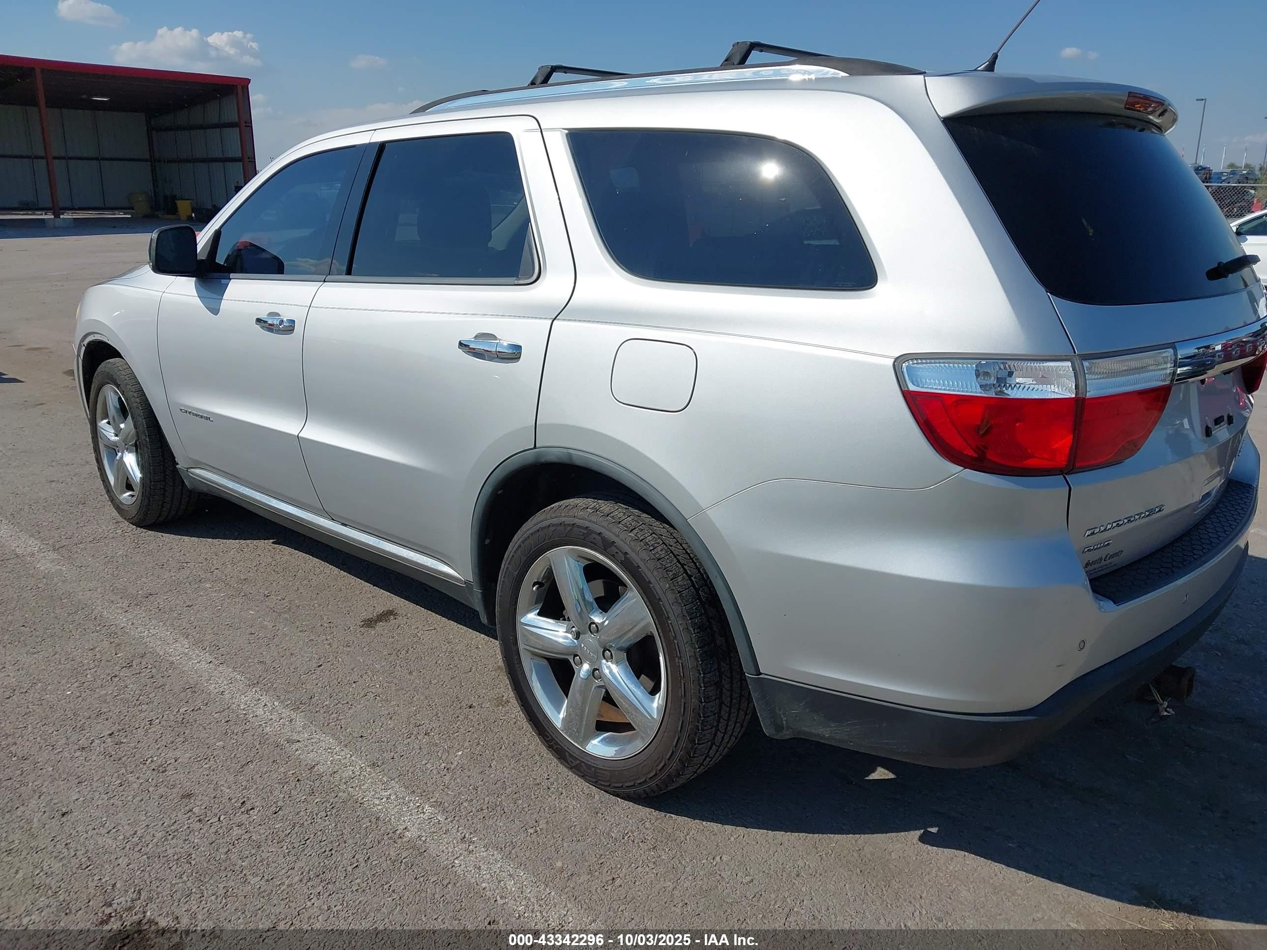 DODGE DURANGO image 3