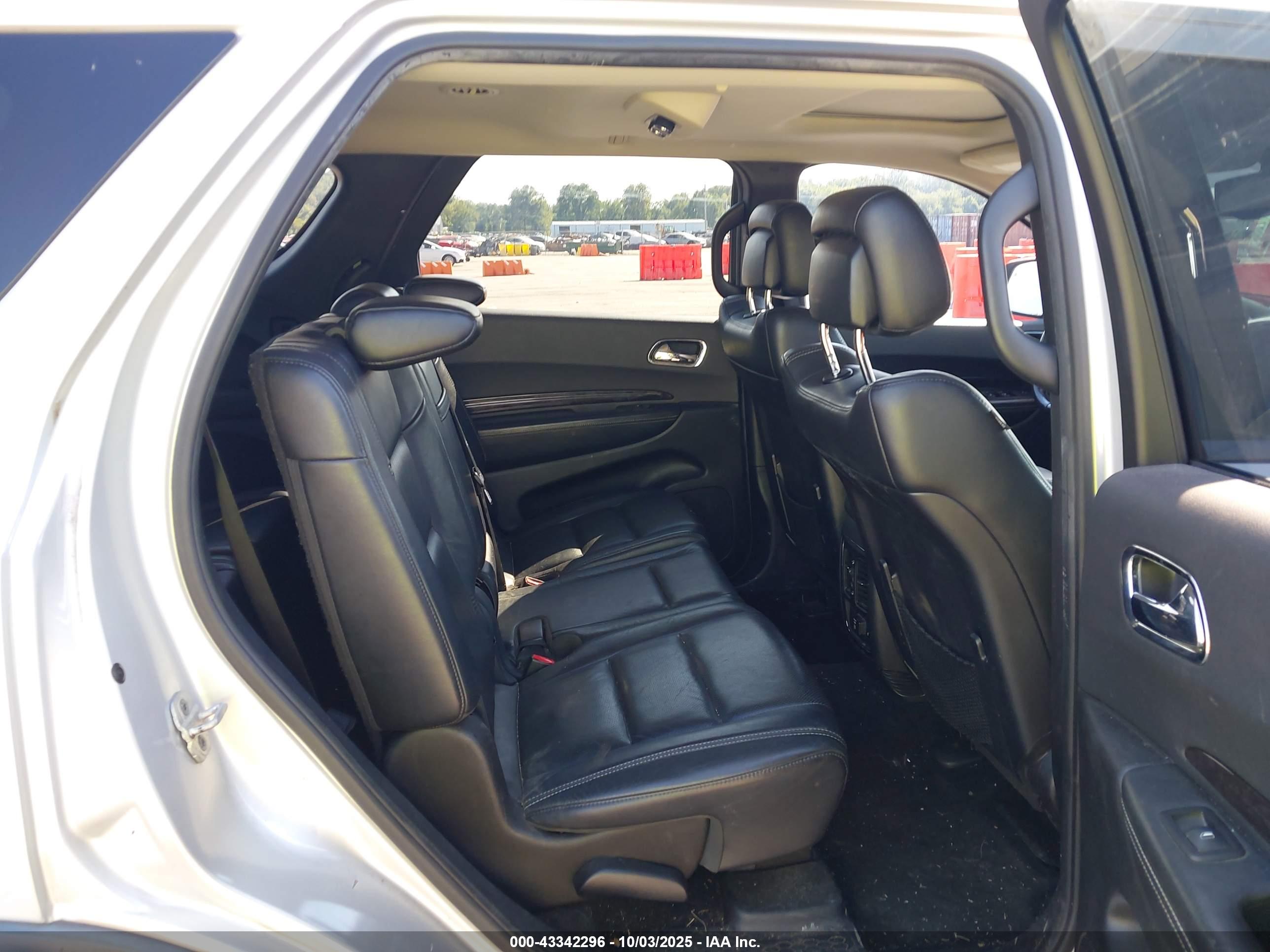 DODGE DURANGO image 8