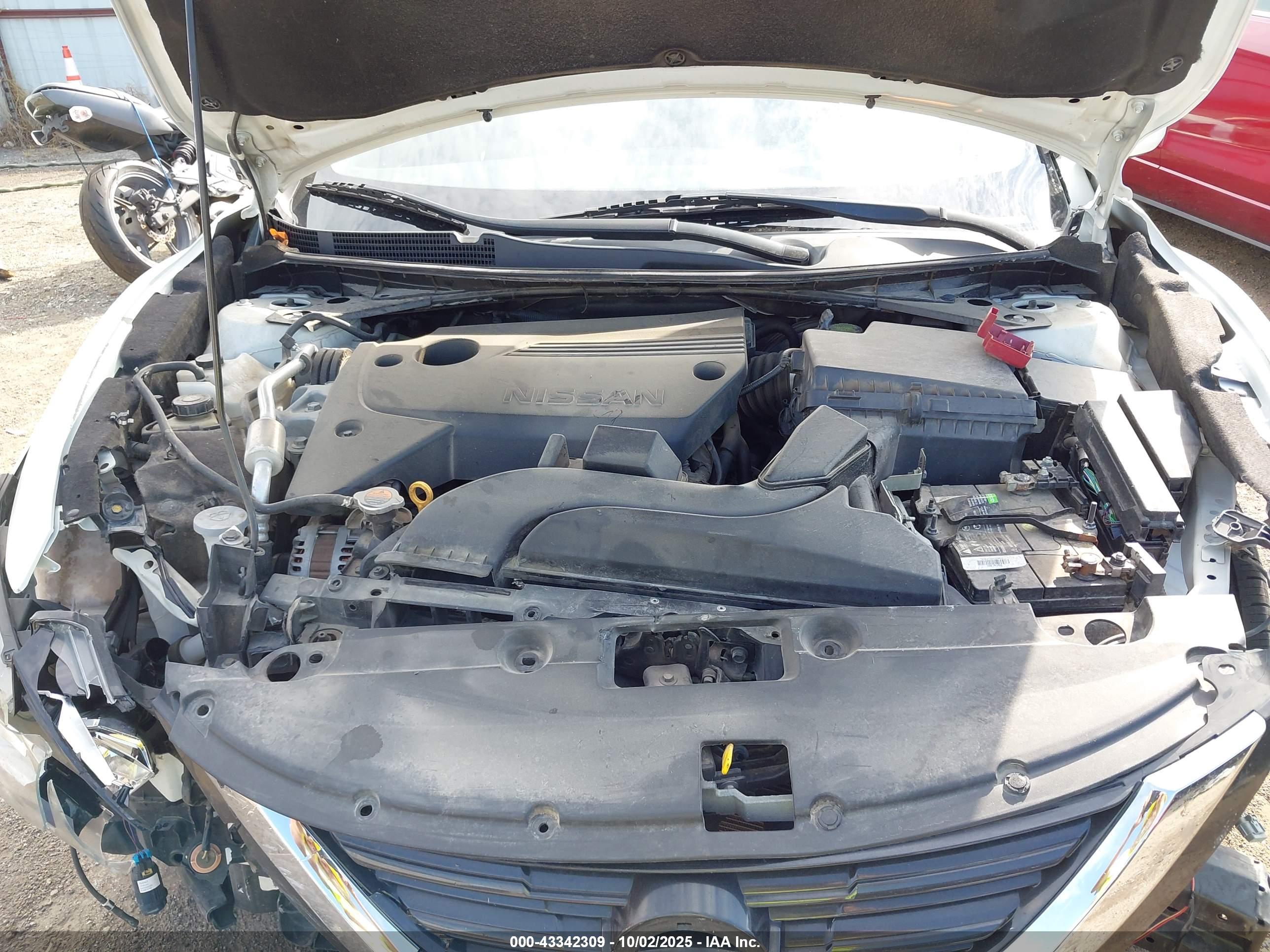 NISSAN ALTIMA image 10