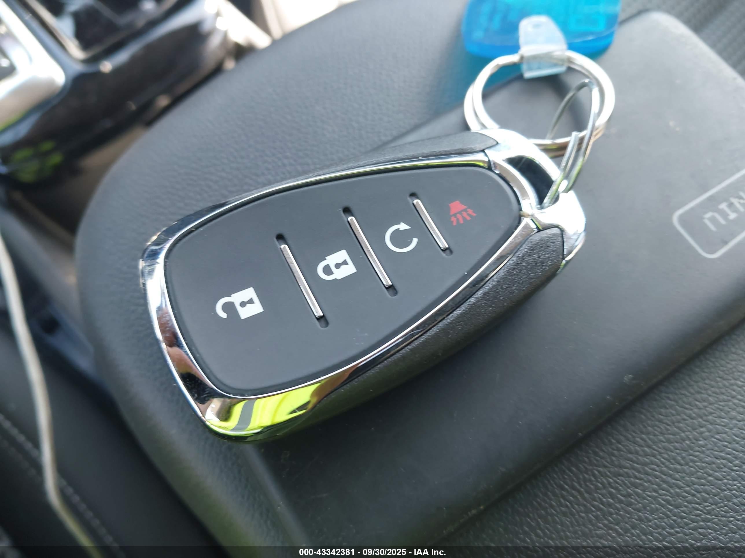 CHEVROLET TRAX image 11