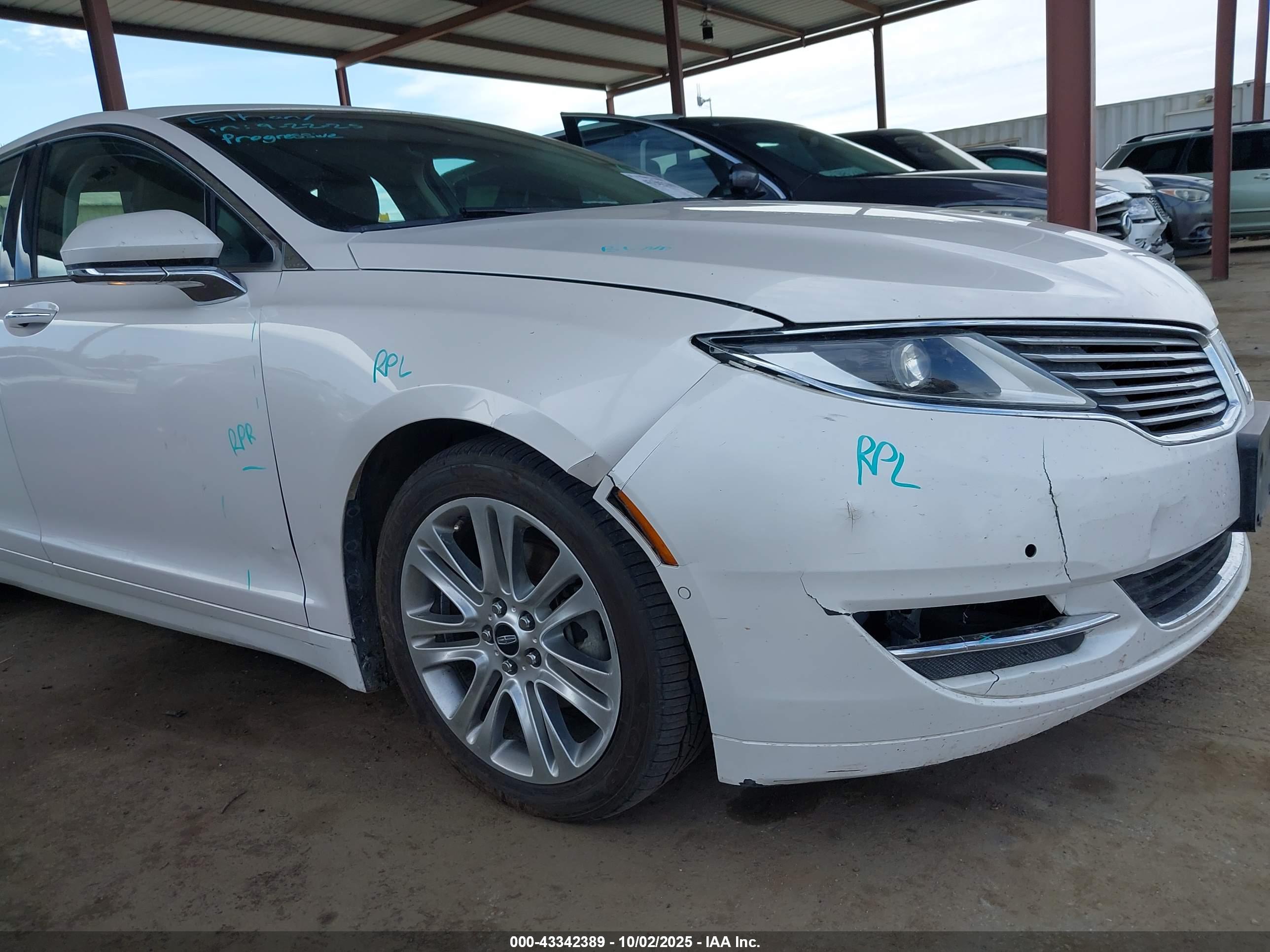LINCOLN MKZ image 6